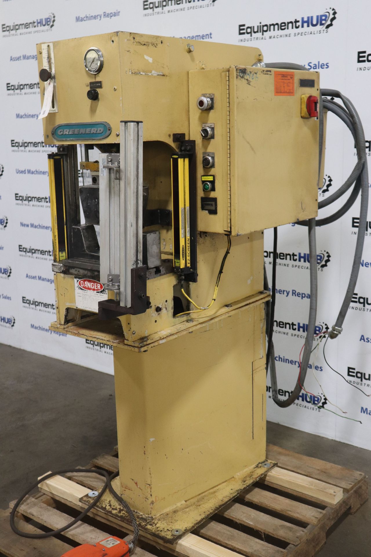 Greenerd HPB-5 5 Ton C-Frame Hydraulic Press w/ Safety Curtains - Image 3 of 12