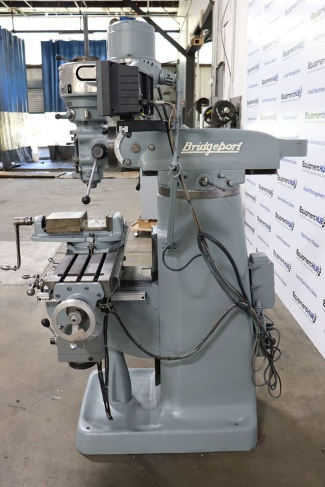 Bridgeport J-Head 9″ x 42″ Vertical Milling Machine w/ Acu-Rite DRO, Servo Power Feed - Image 11 of 15