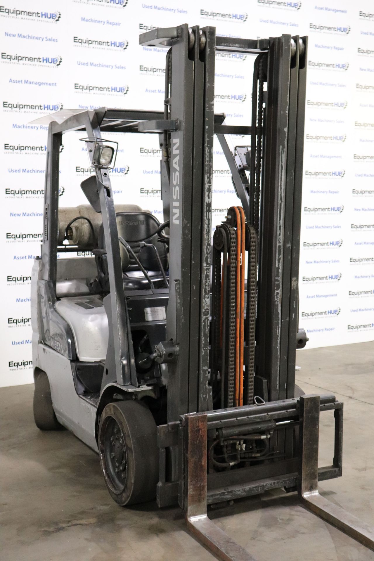 Nissan MCPL02A25LV 5000 Lb. Capacity 3 Stage Mast Cushion Propane Forklift - Image 3 of 13