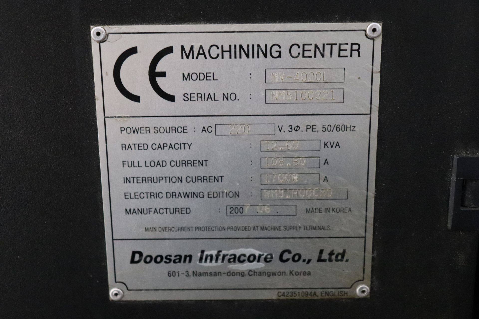 Doosan MV-4020L CNC Vertical Machining Center - Image 17 of 18