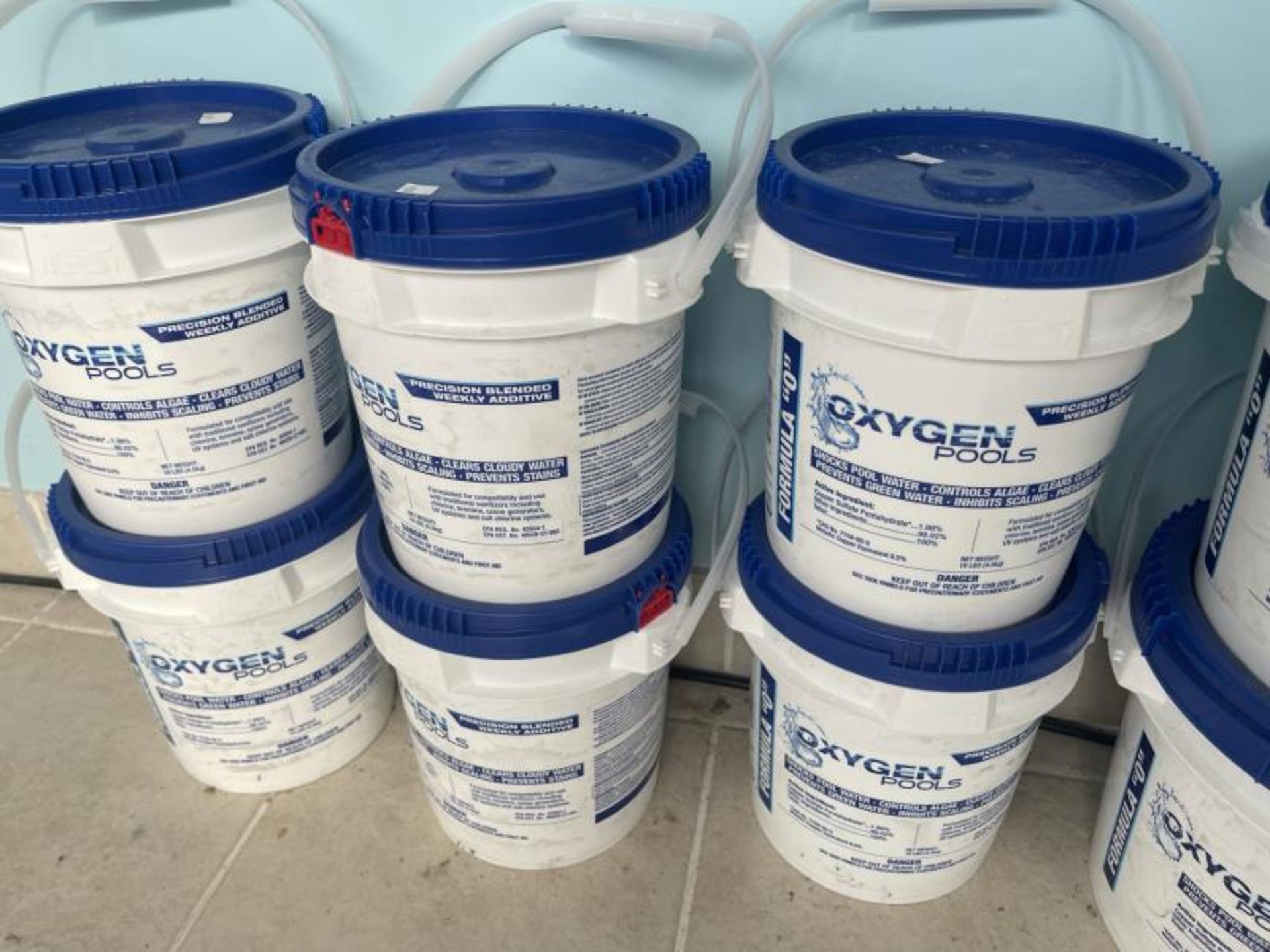 Lot of (2) Oxygen Pools Precision Blend Weekly Additive (2) 25# Buckets & (6) 10# Buckets - Image 3 of 3