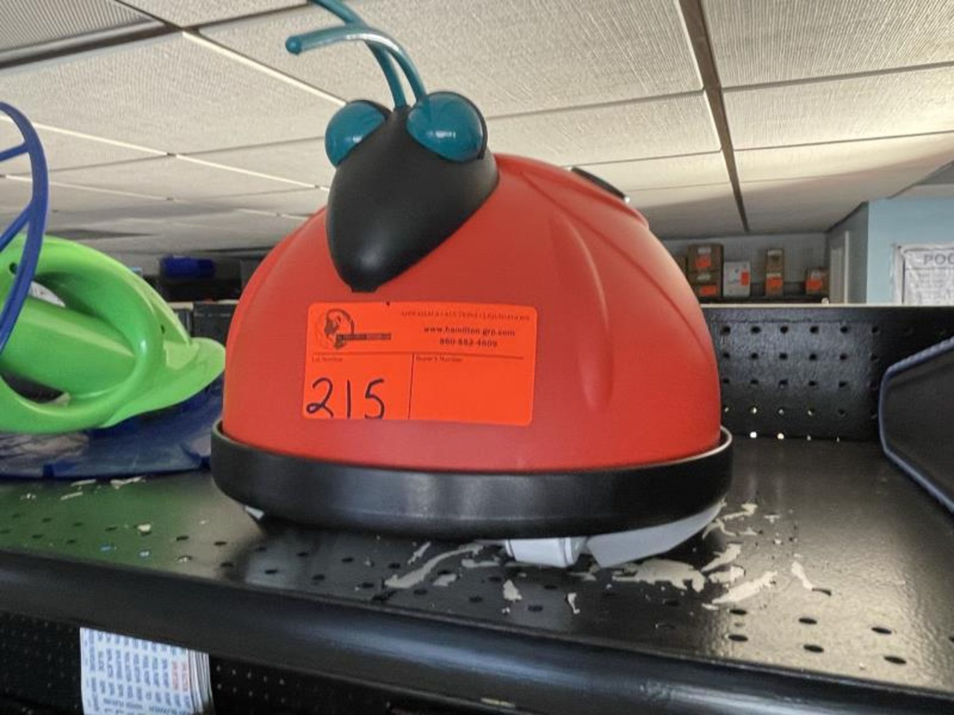 Hayward ladybug vacuum, on display with no cord, No controller