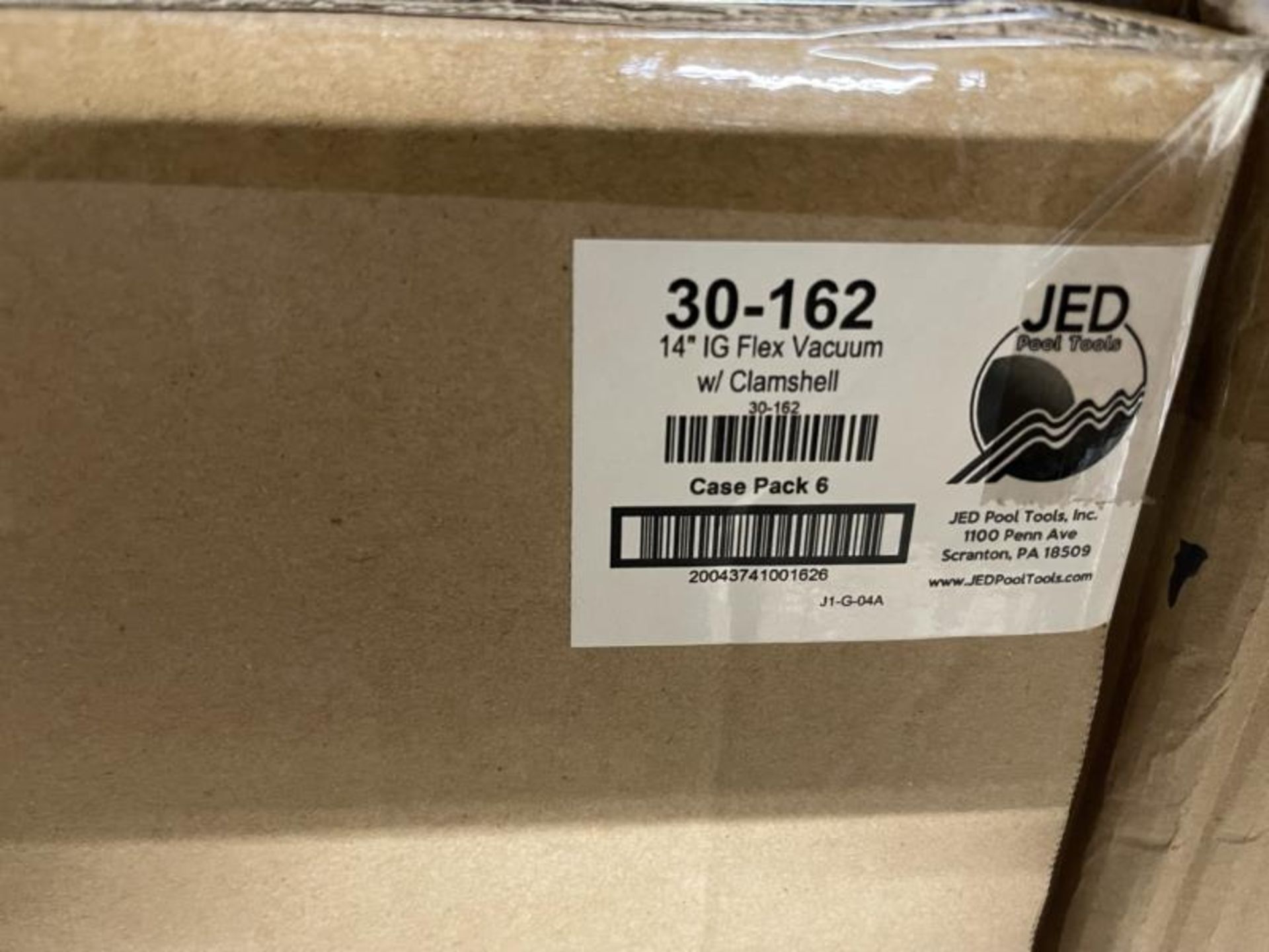 New in Box: JED 30-162 14" IG Flex Vacuum with Clam Shell Case Pack