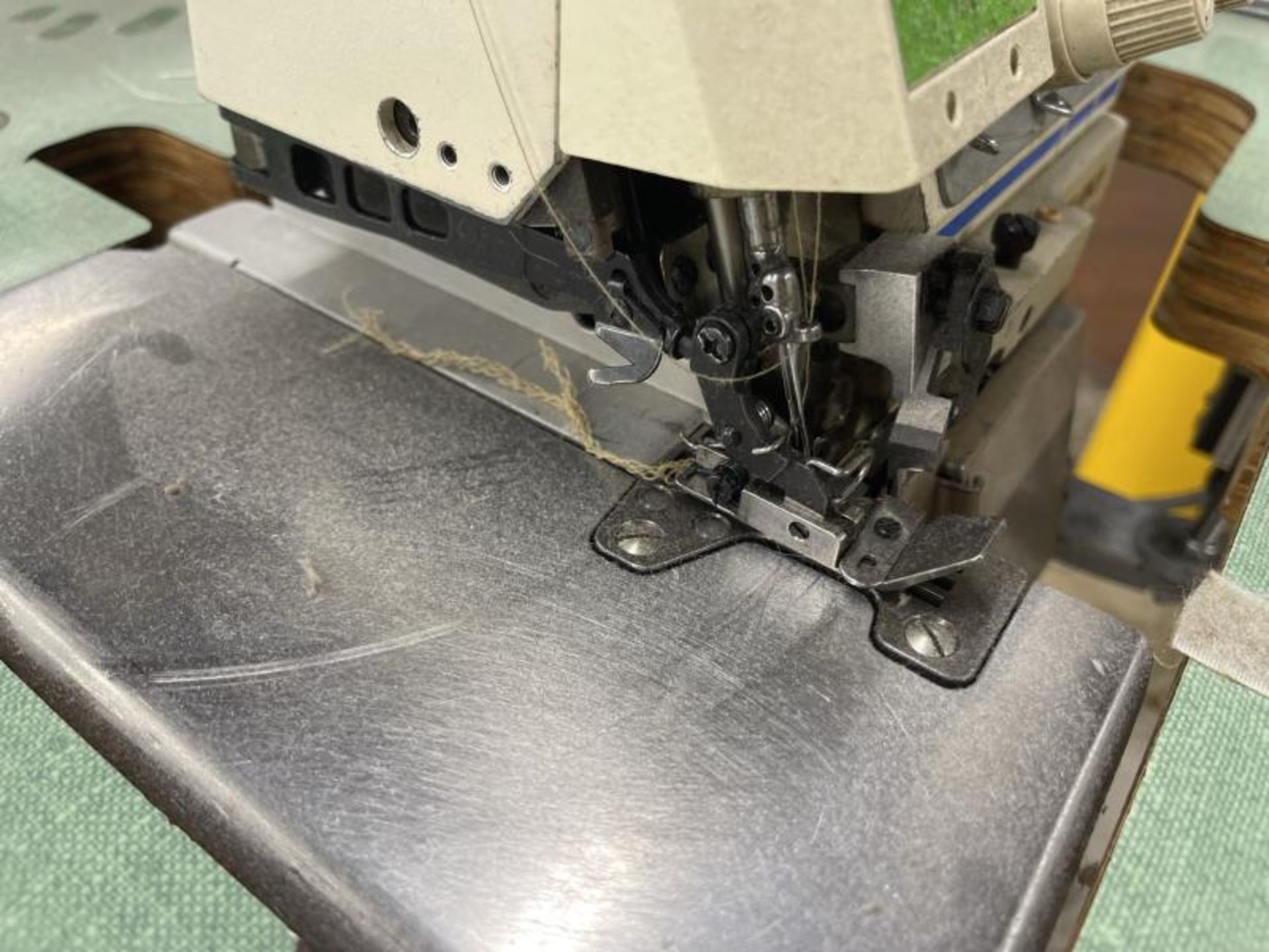 Juki Sewing Machine 2400 Series, M: 2516-MO - Image 3 of 6