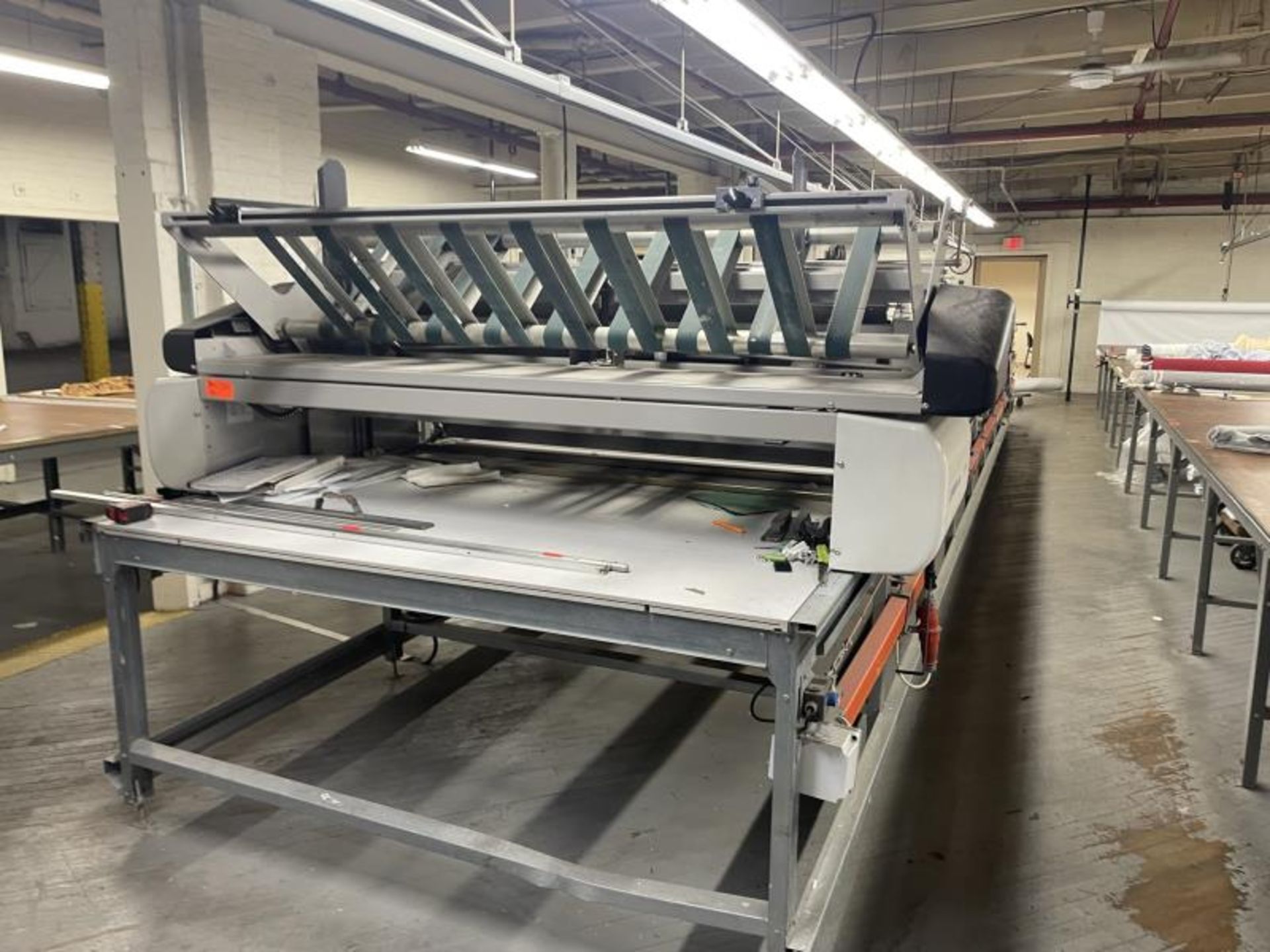 Gerber Spreader Machine with Transfer Table, Associated Equipment M: SY-101-1804 SN: 6405 - Image 10 of 10