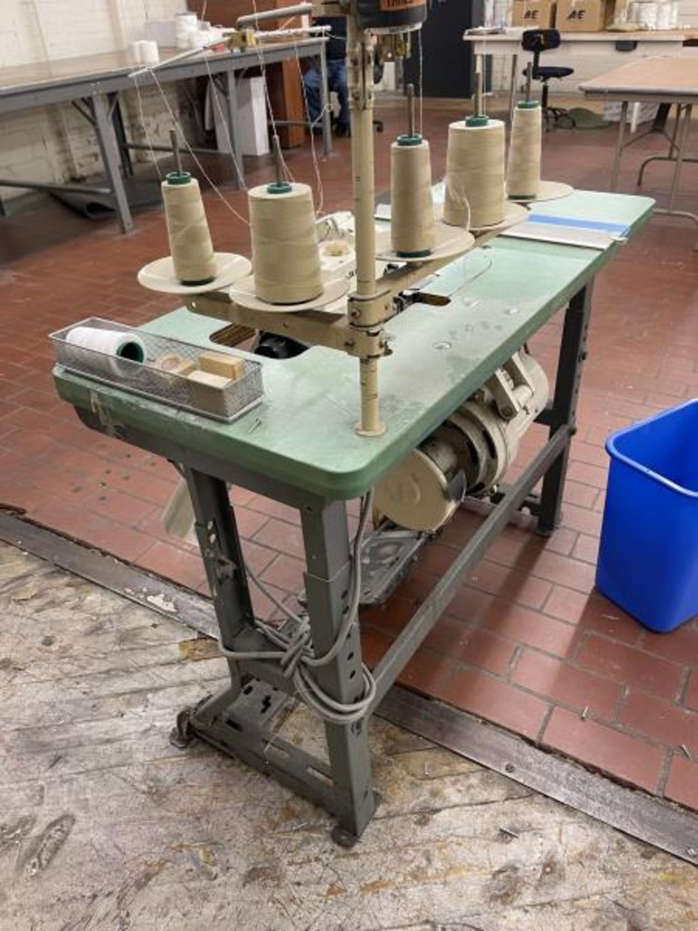 Juki Sewing Machine 2400 Series, M: 2516-MO - Image 5 of 6