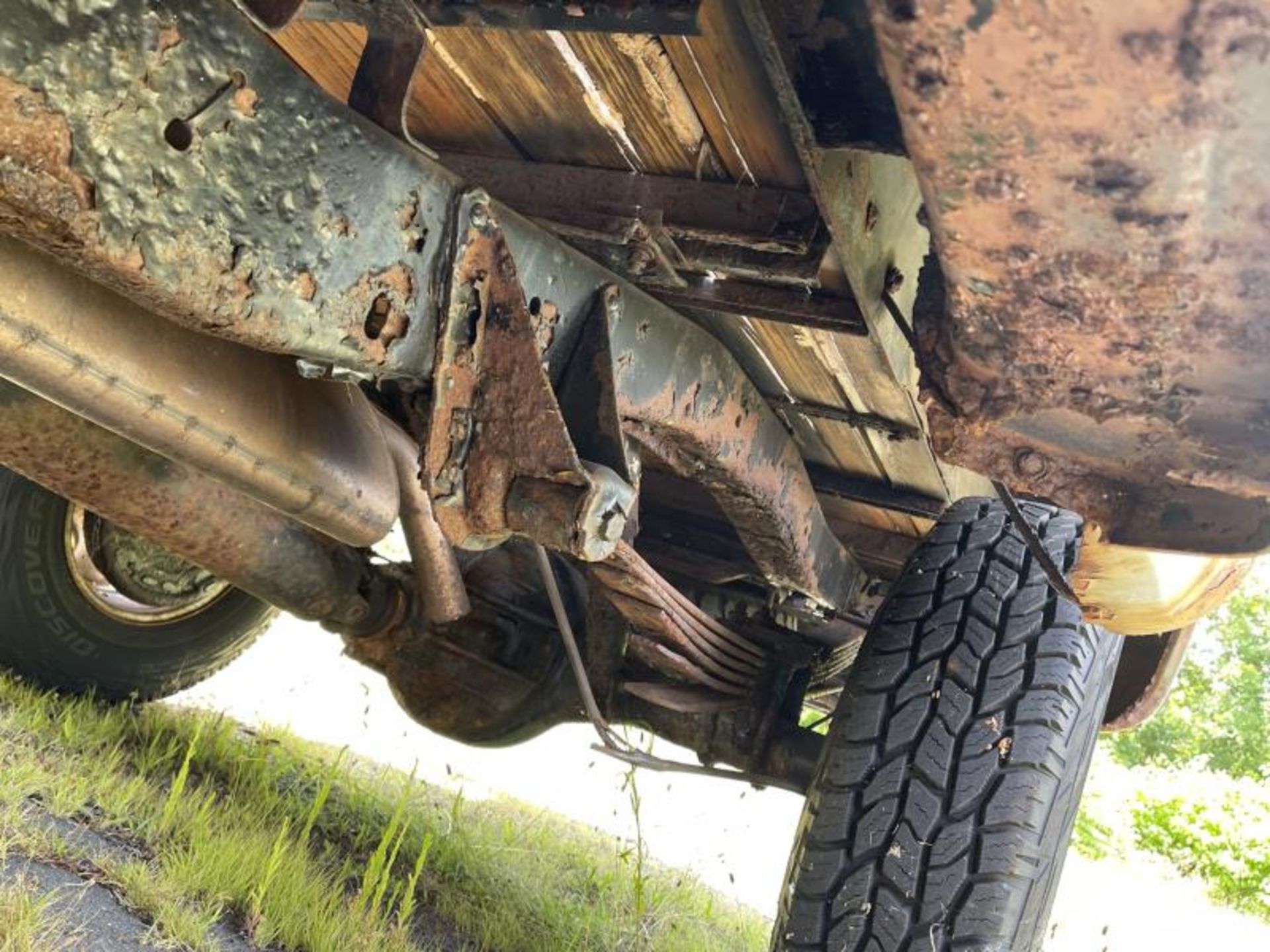 1971 Chevy 3.25Ton 4x4 Step Side Pick Up with Fisher Speed Caster Plow M:G, 8' Bed, Standard - Image 12 of 38