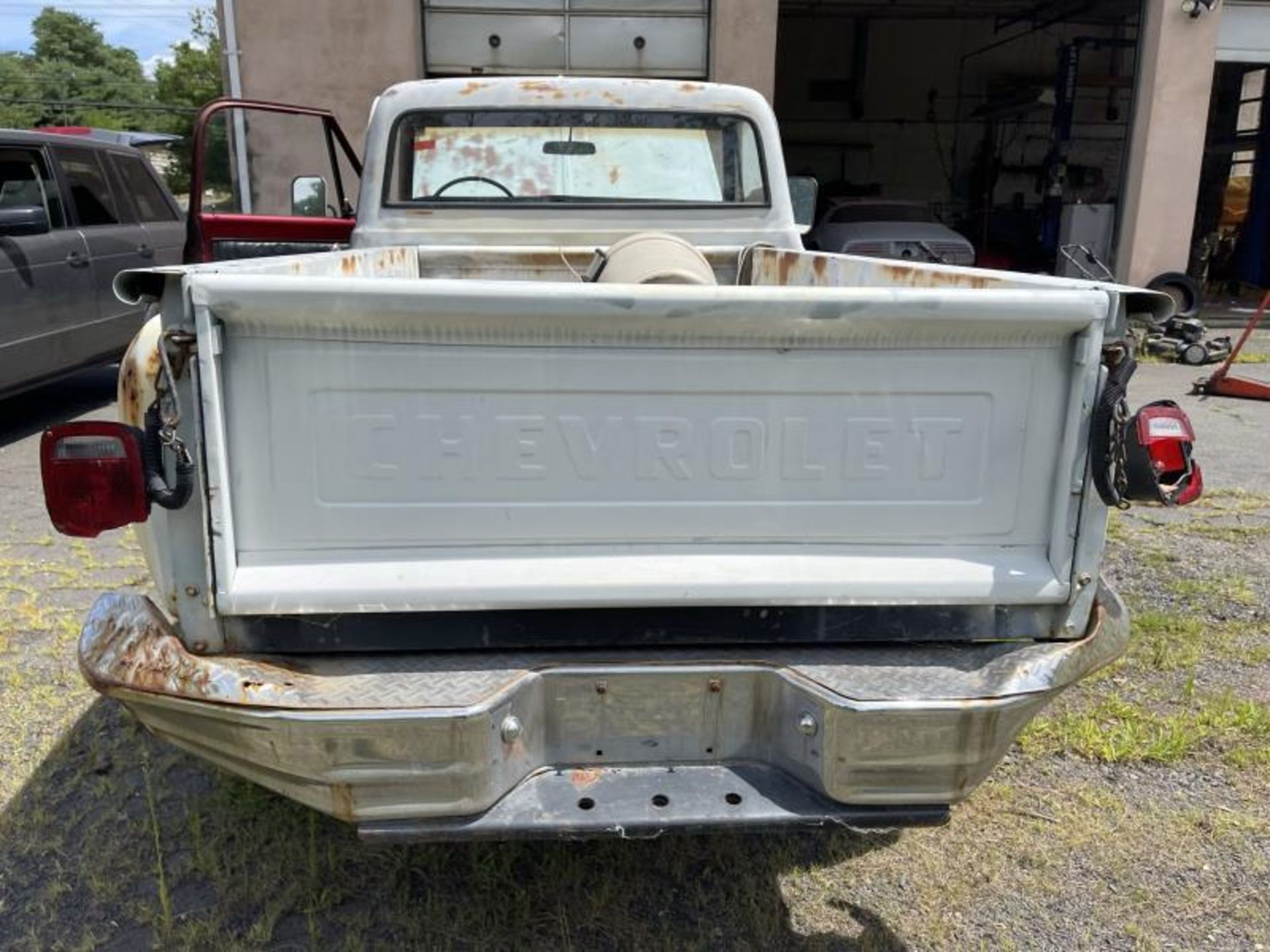 1971 Chevy 3.25Ton 4x4 Step Side Pick Up with Fisher Speed Caster Plow M:G, 8' Bed, Standard - Image 16 of 38