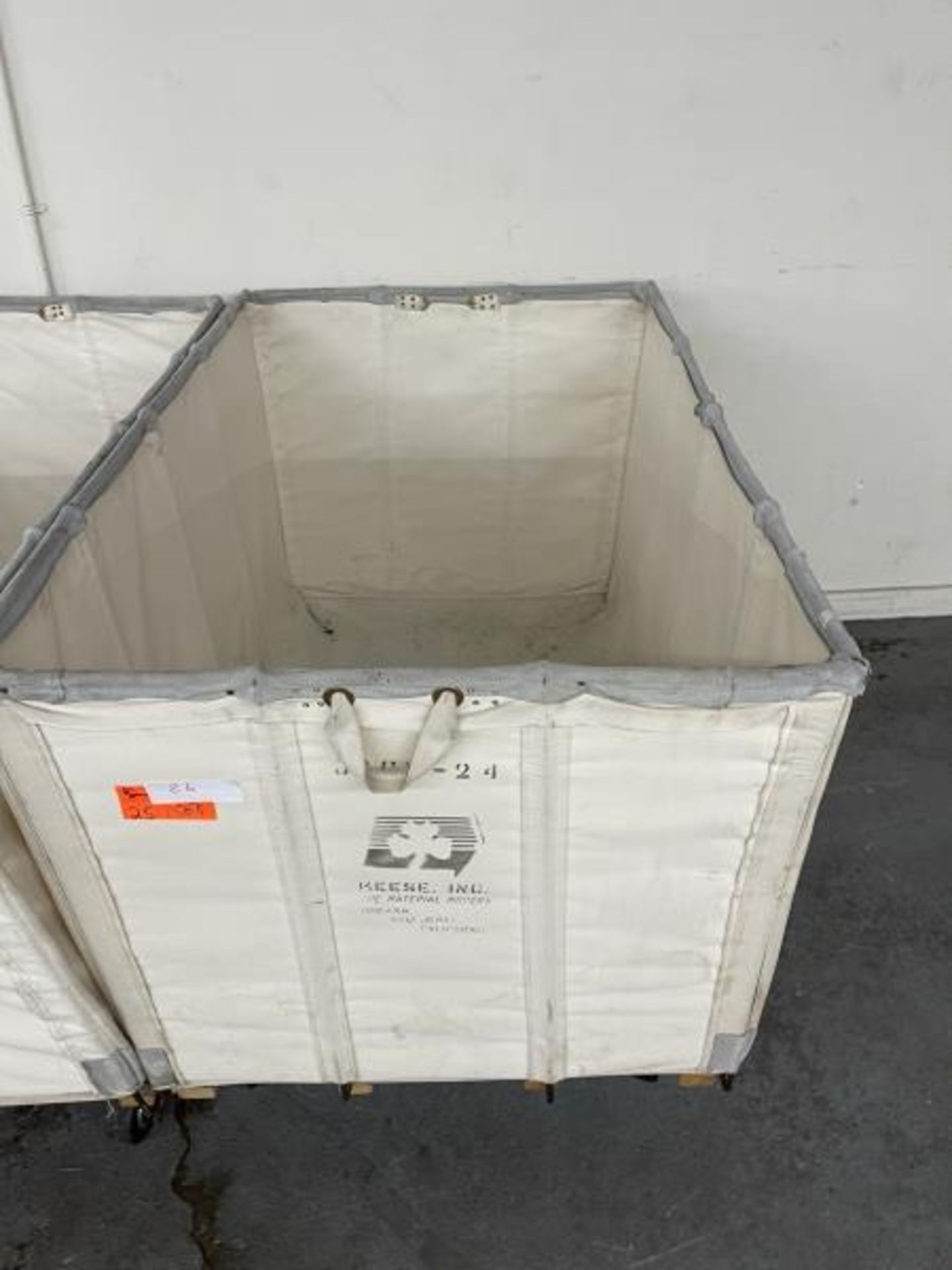 Meese Laundry Cart, 35"x55" - Image 2 of 2