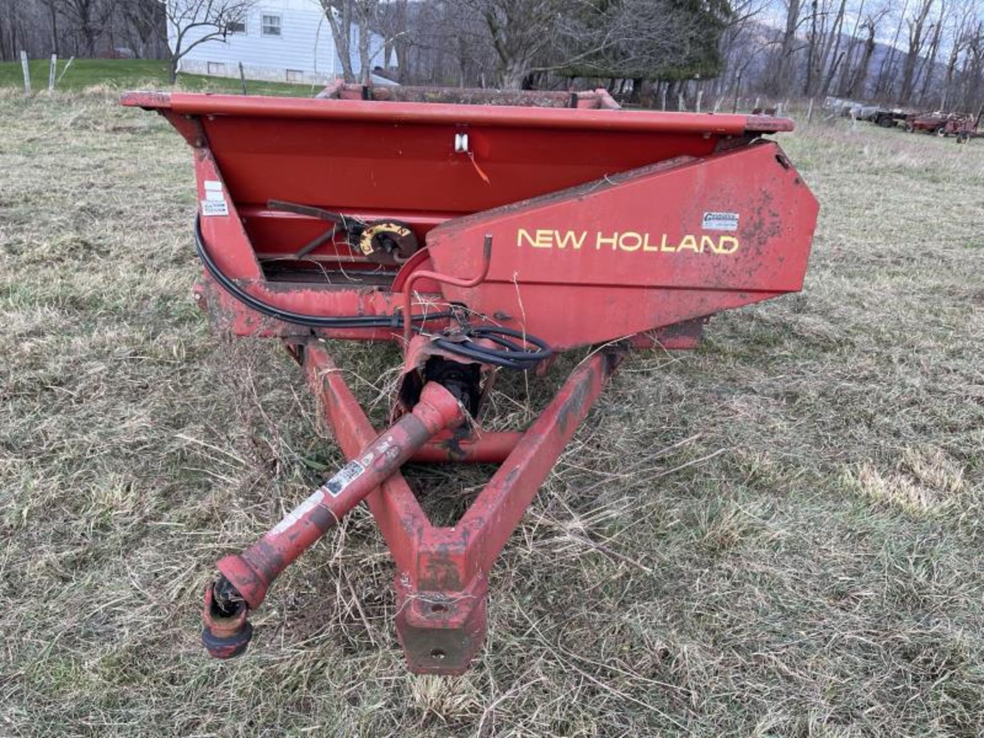 New Holland Manure Spreader, Poor Condition, M: 155, SN: 833012833012 - Image 2 of 9