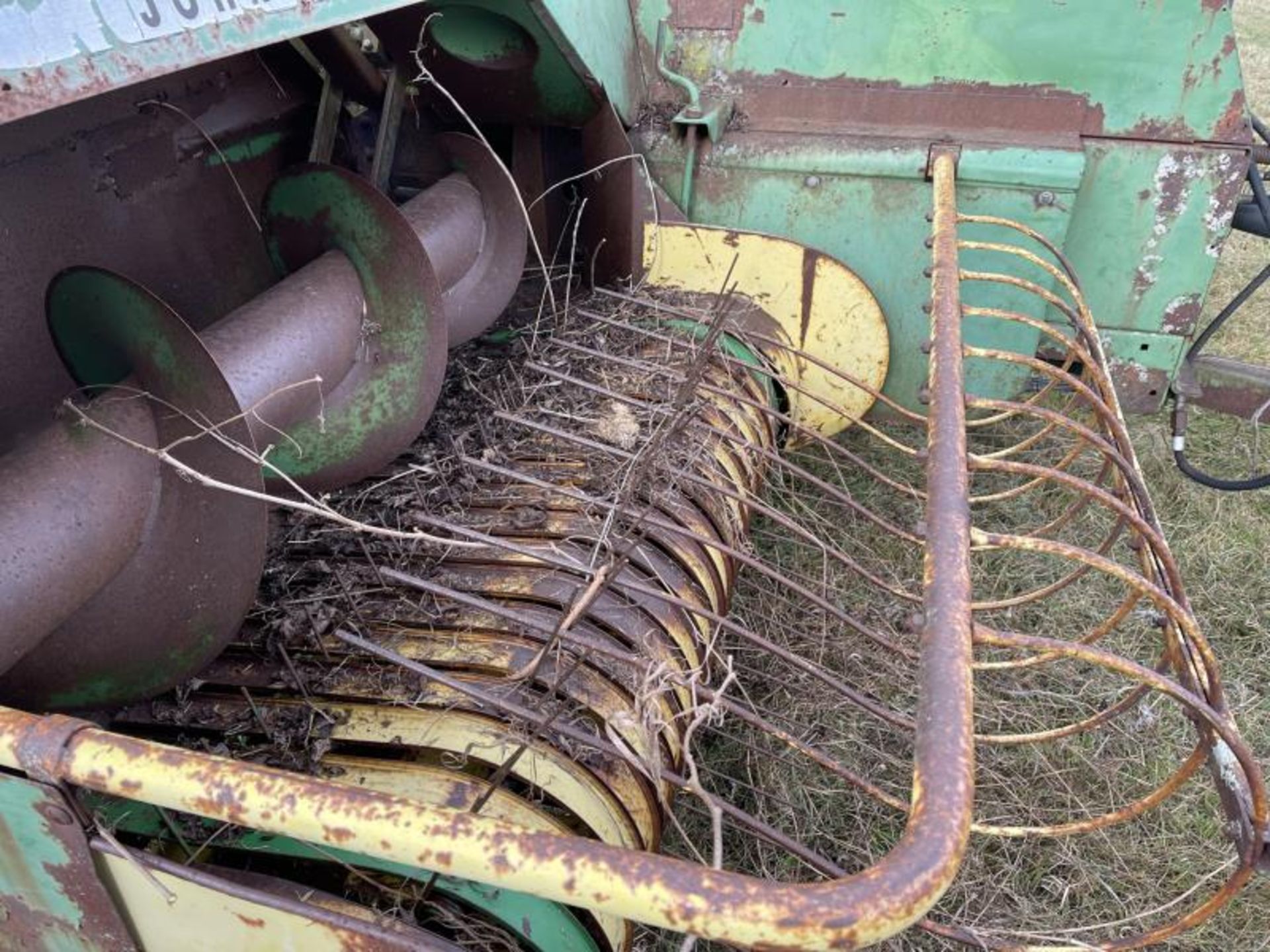 John Deere Square Hay Baler 336 - Image 3 of 11