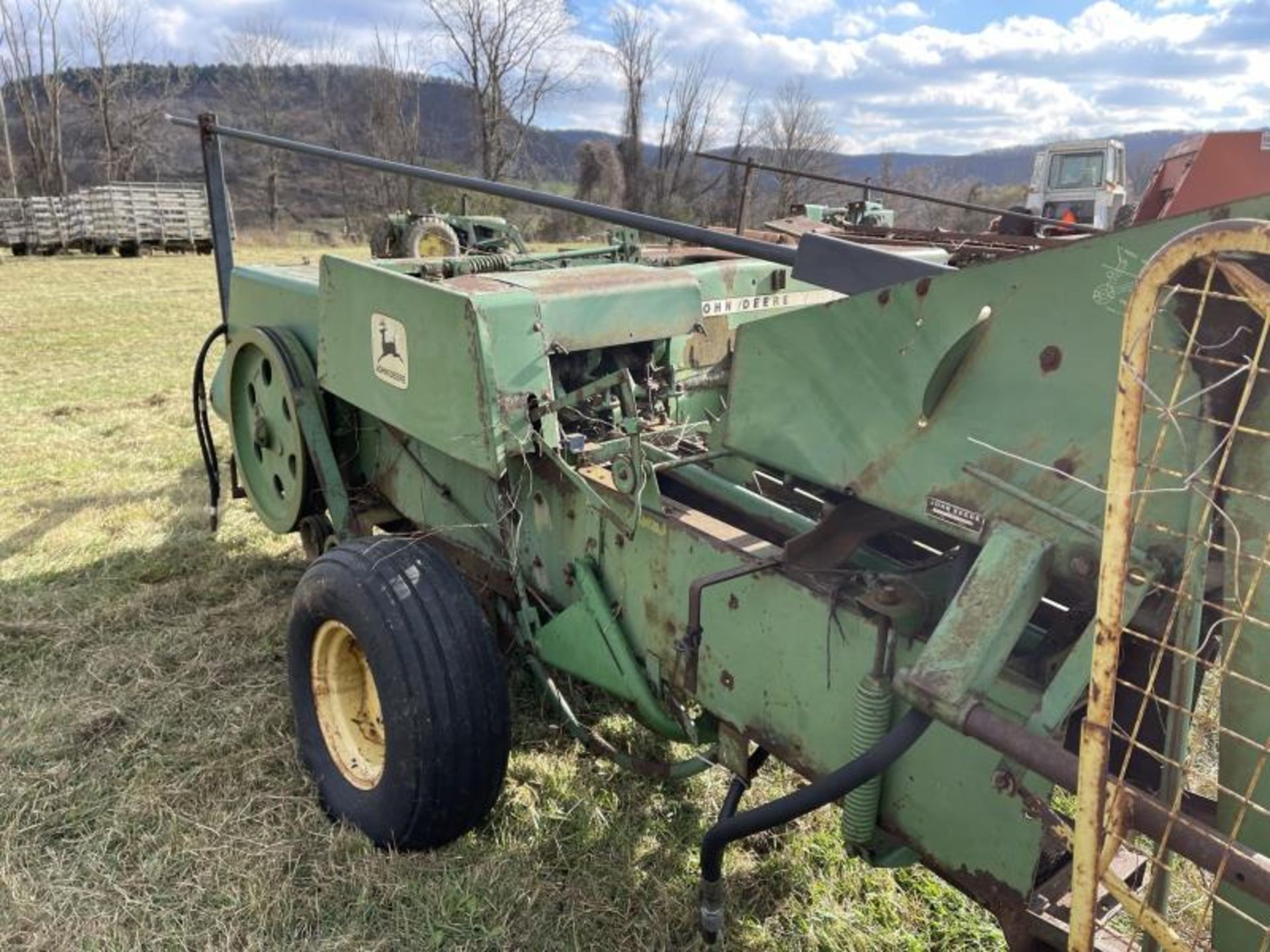 John Deere Square Hay Baler 336 - Image 7 of 11