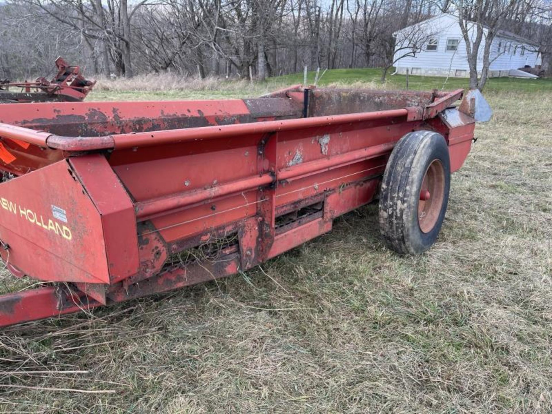 New Holland Manure Spreader, Poor Condition, M: 155, SN: 833012833012 - Image 3 of 9