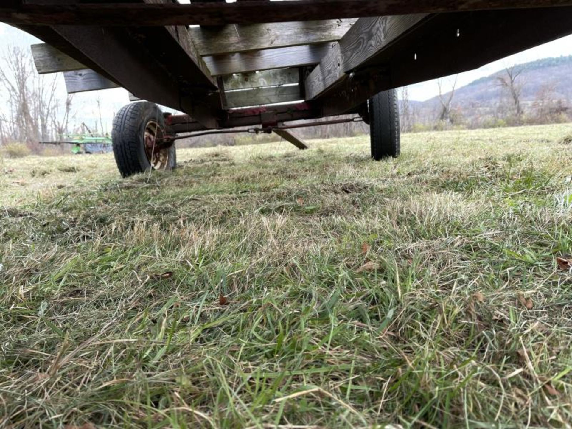New Holland Hay Wagon M: 15 - Image 5 of 6