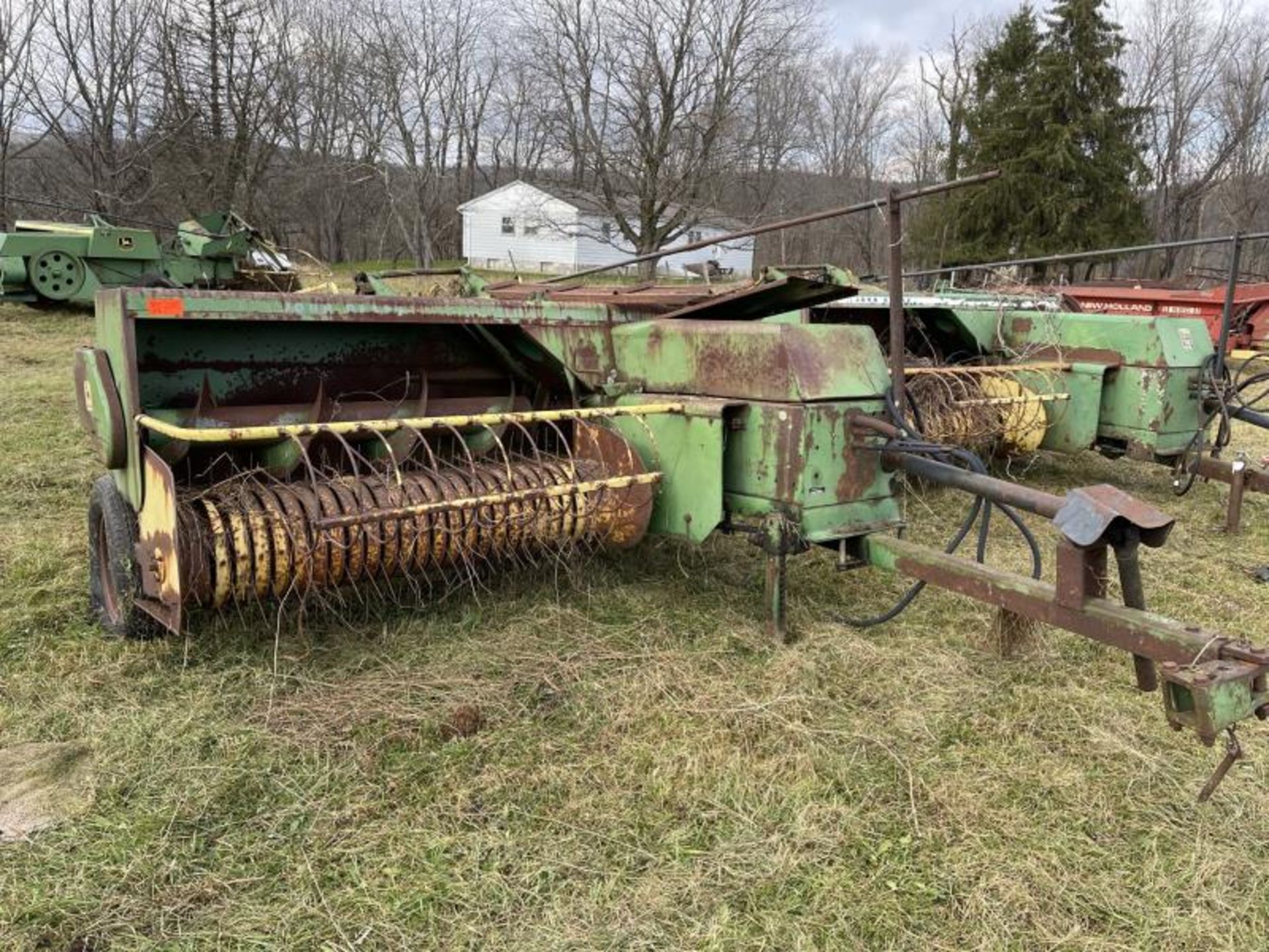 John Deere Square 346 Hay Baler, Type: B5300, SN: 060333E060333E