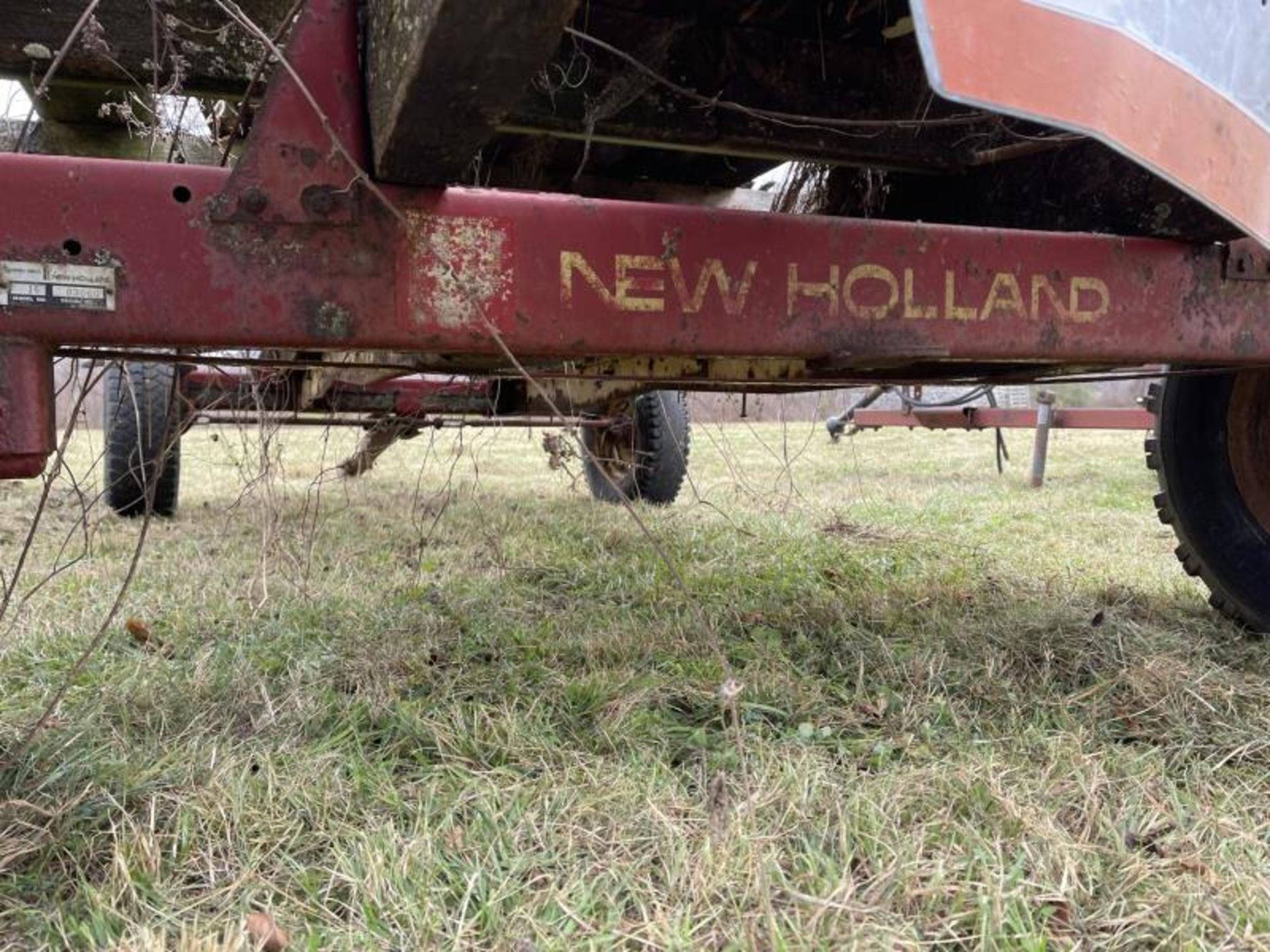 New Holland Hay Wagon M: 15 - Image 4 of 6