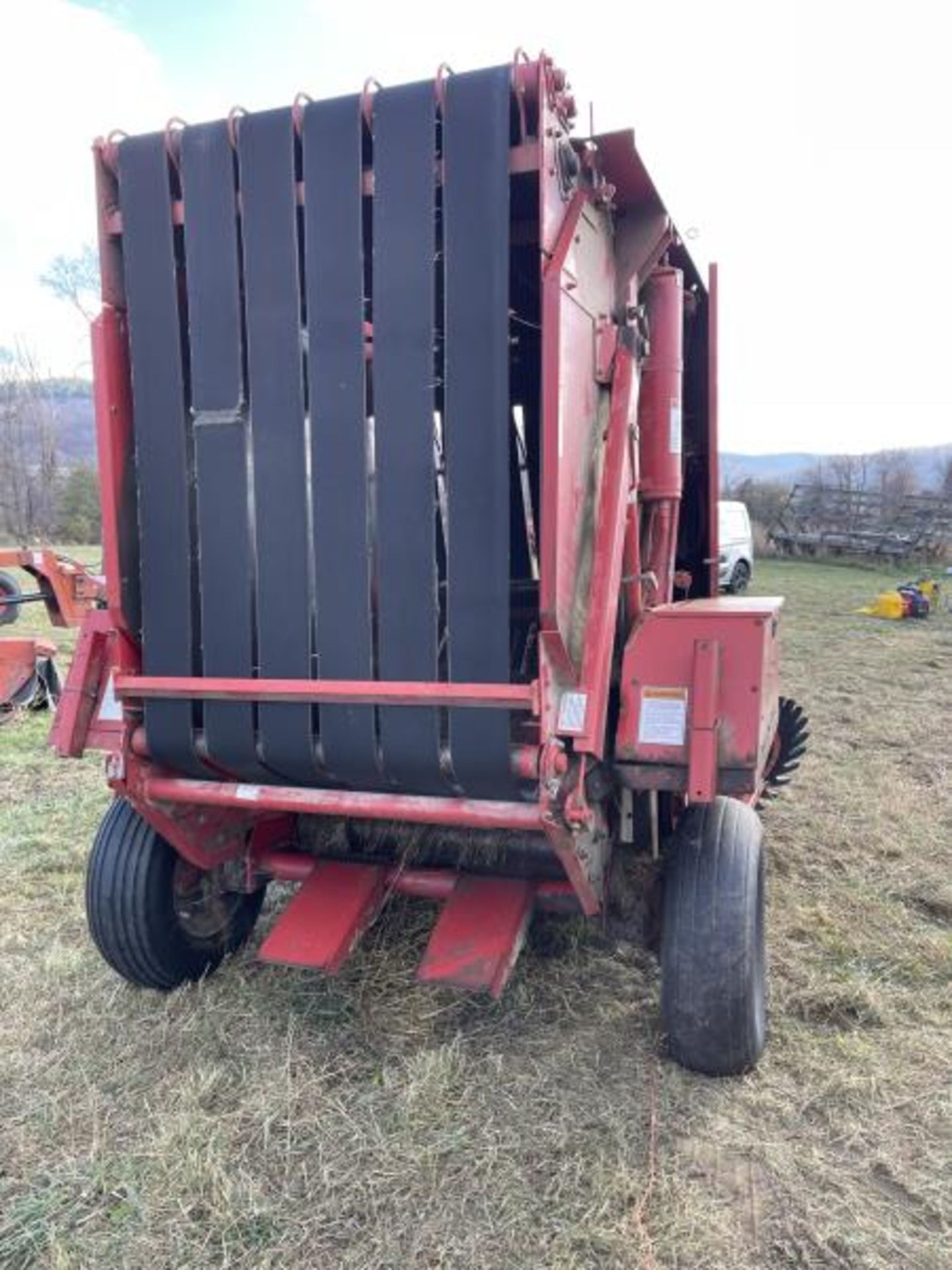 Gehl Round Hay Baler, RB1470TDC, SN: 19100 - Image 8 of 9