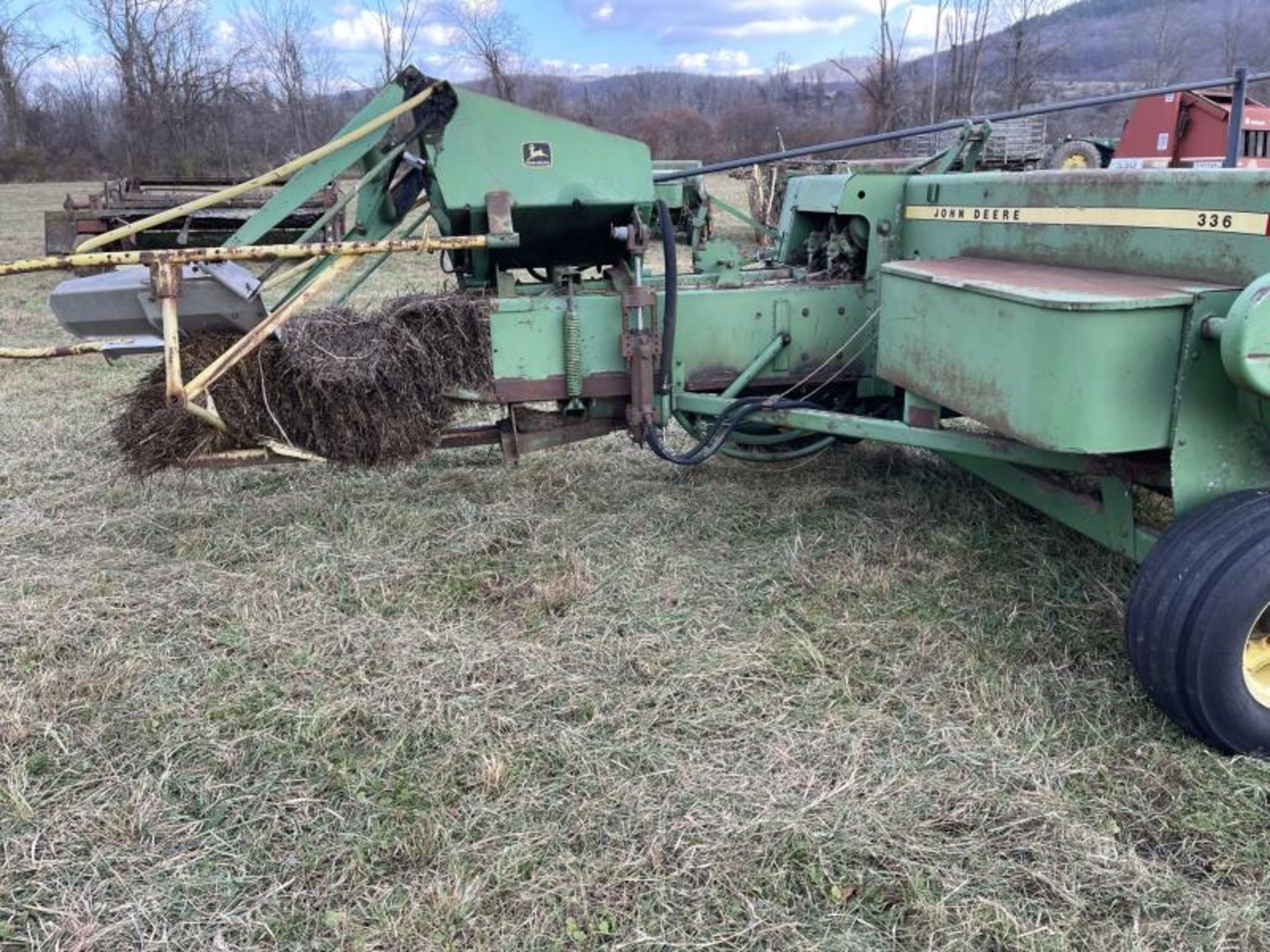 John Deere 336 Square Hay Baler, Pan Kicker - Image 5 of 11