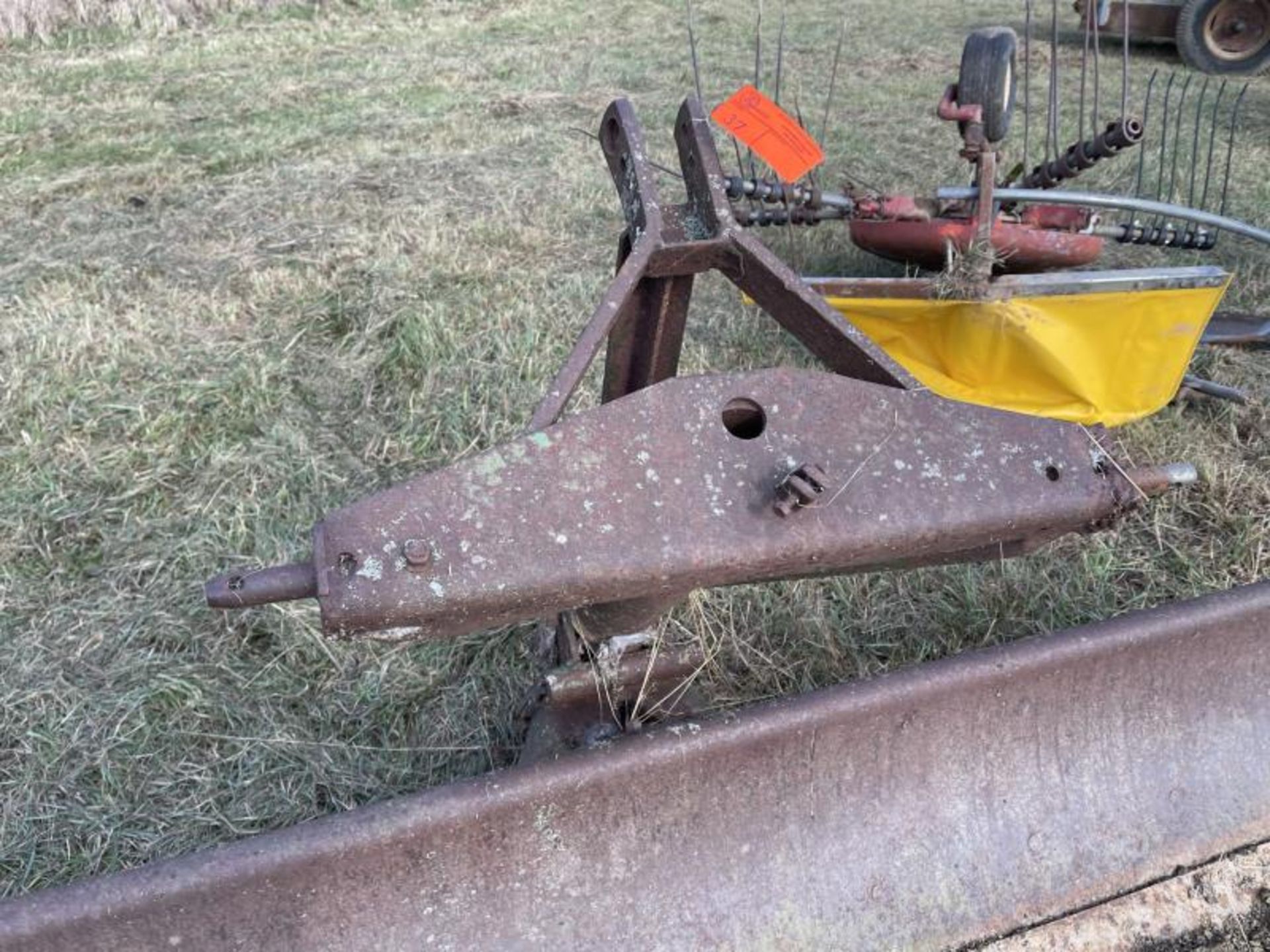 John Deere 8' 3 Point Hitch, Back Blade, M: E080A, SN: 003332CE080A, SN: 003332C - Image 2 of 3