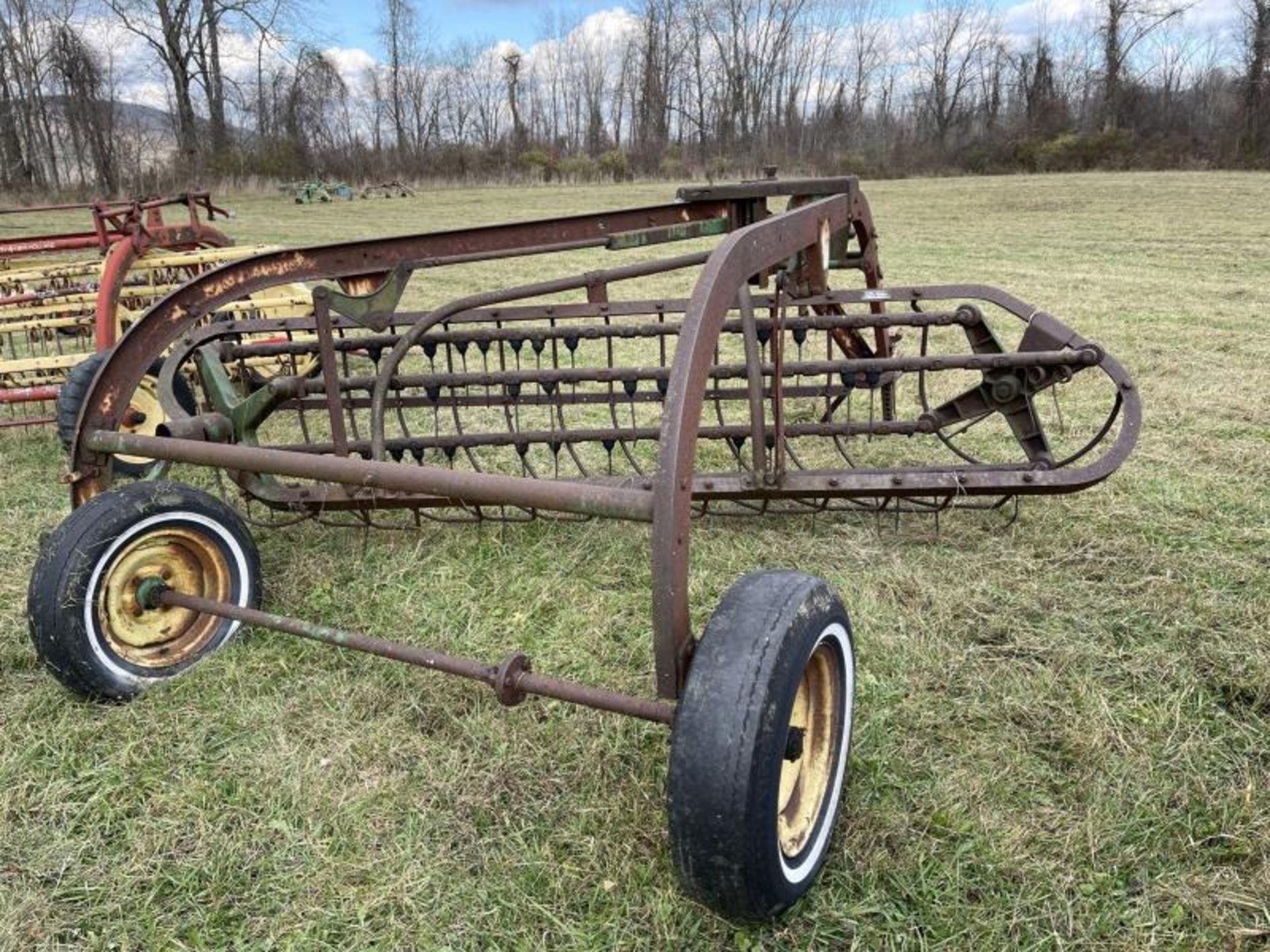 John Deere Side Delivery Hay Rake M: 858A, SN: 8925789257 - Image 6 of 9