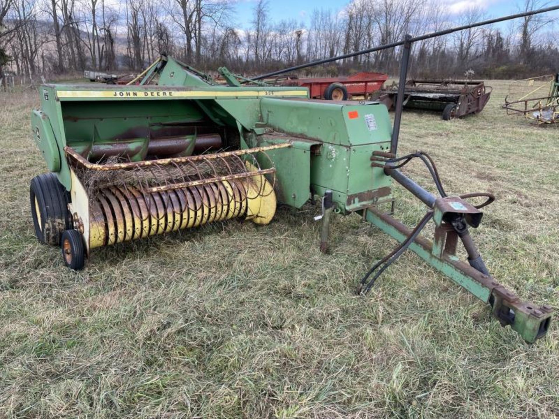 John Deere 336 Square Hay Baler, Pan Kicker