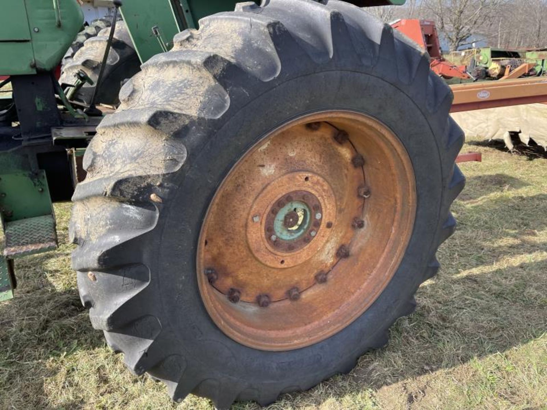 Oliver 1750 Tractor Diesel, 2 Wheel Drive, 3 Point Hitch, Double Remotes, Runs with Jump Start, No - Image 16 of 21