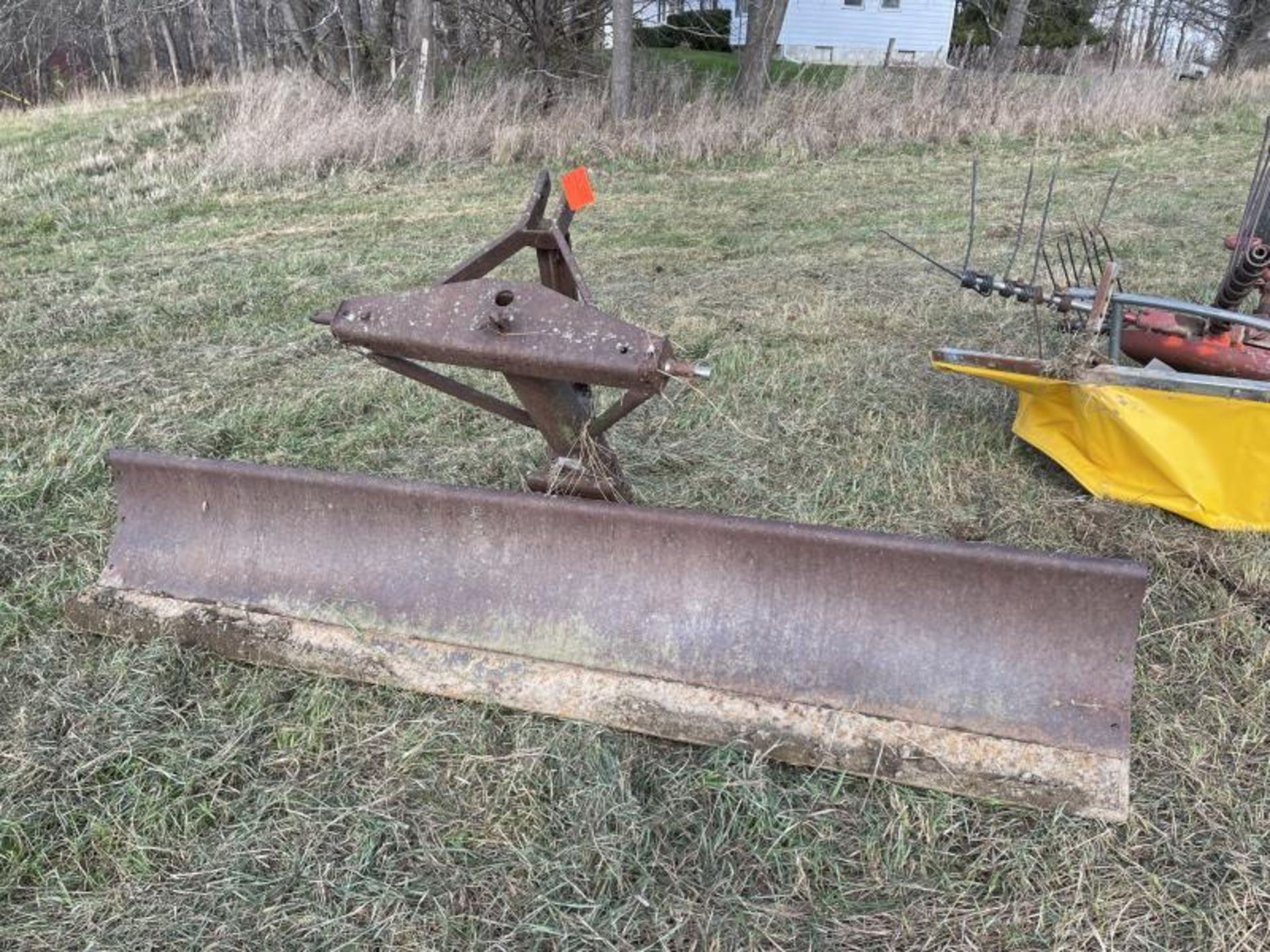 John Deere 8' 3 Point Hitch, Back Blade, M: E080A, SN: 003332CE080A, SN: 003332C