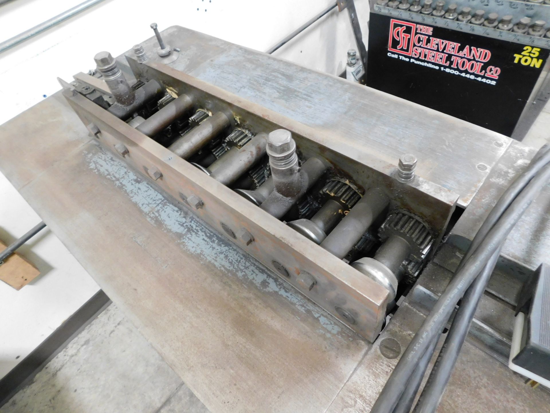 Lockformer Rollformer, SN 2305, 18 Ga. Cap., Set up for Female Pittsburgh and Acme Lock - Image 3 of 8