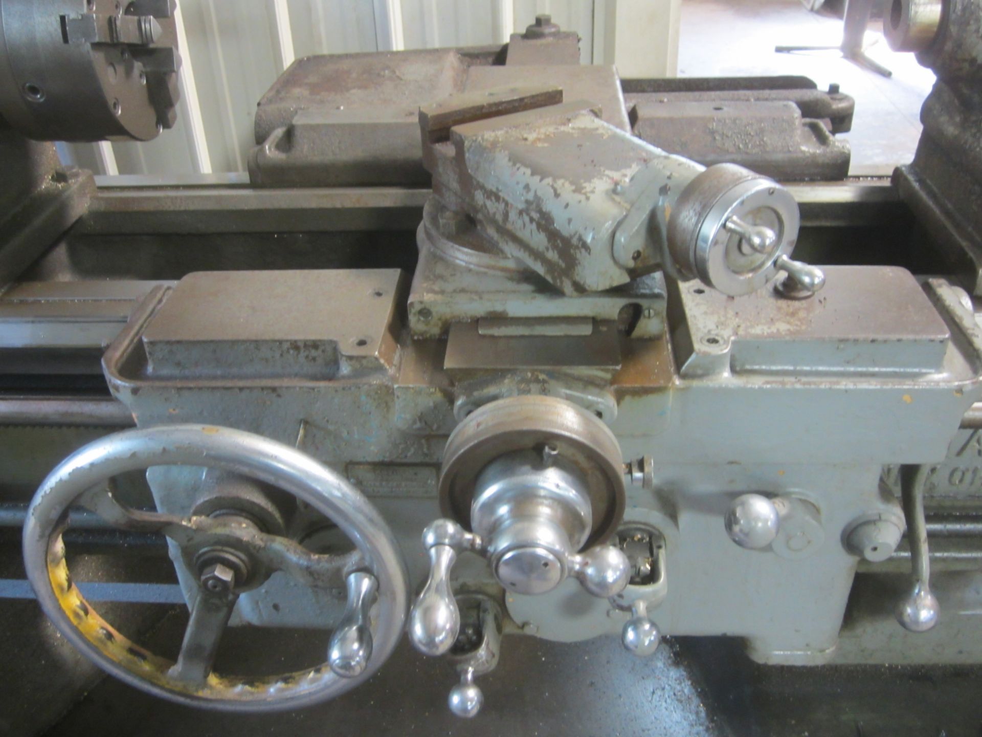 Monarch Model 16”CY Engine Lathe, s/n 22180, 18.5” X 36” Capacity, Taper Attachment, 8” 3-Jaw Chuck - Image 4 of 6