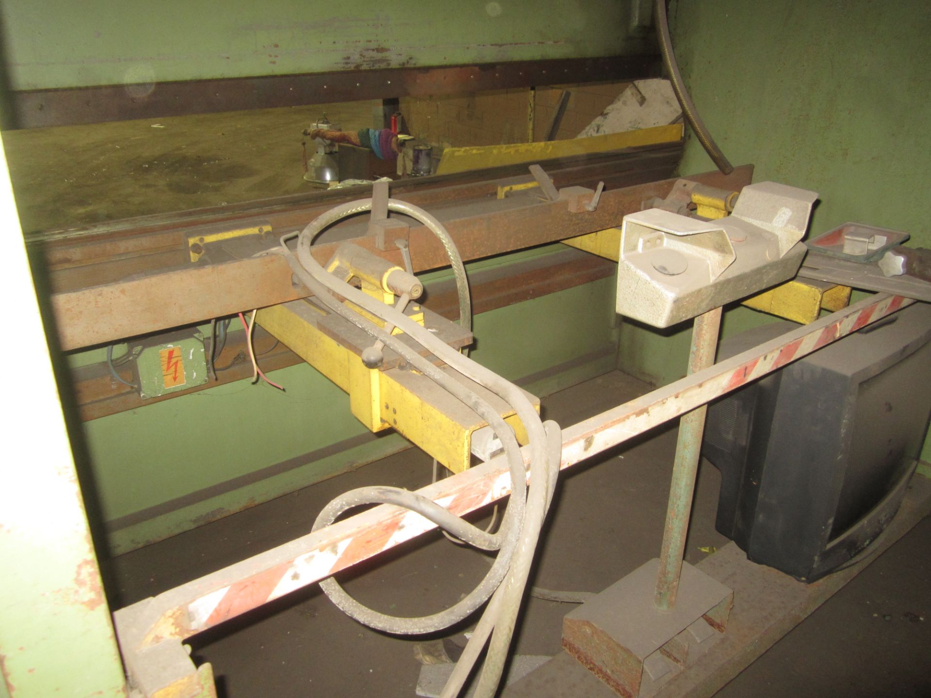 Weinbrenner Model AP150.1 Hydraulic Press Brake, s/n 733A, 10' X 165 Ton Capacity, 10'2" Overall Bed - Image 8 of 12