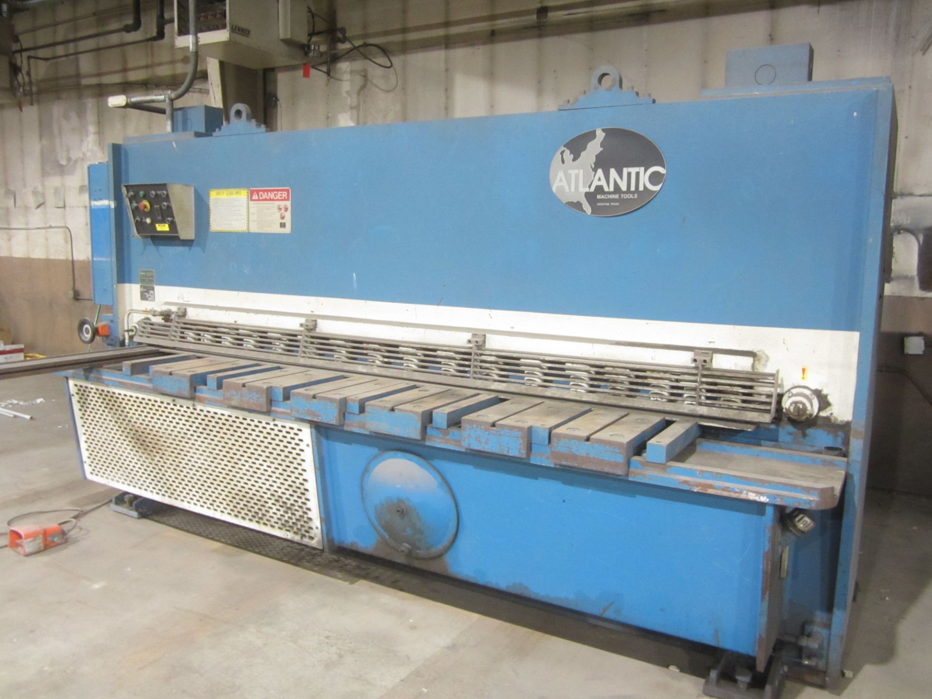 Atlantic Model HDS10'X 1/2" Hydraulic Plate Shear, s/n G8354, 10' X 1/2" Capacity, 36" Front - Image 2 of 10