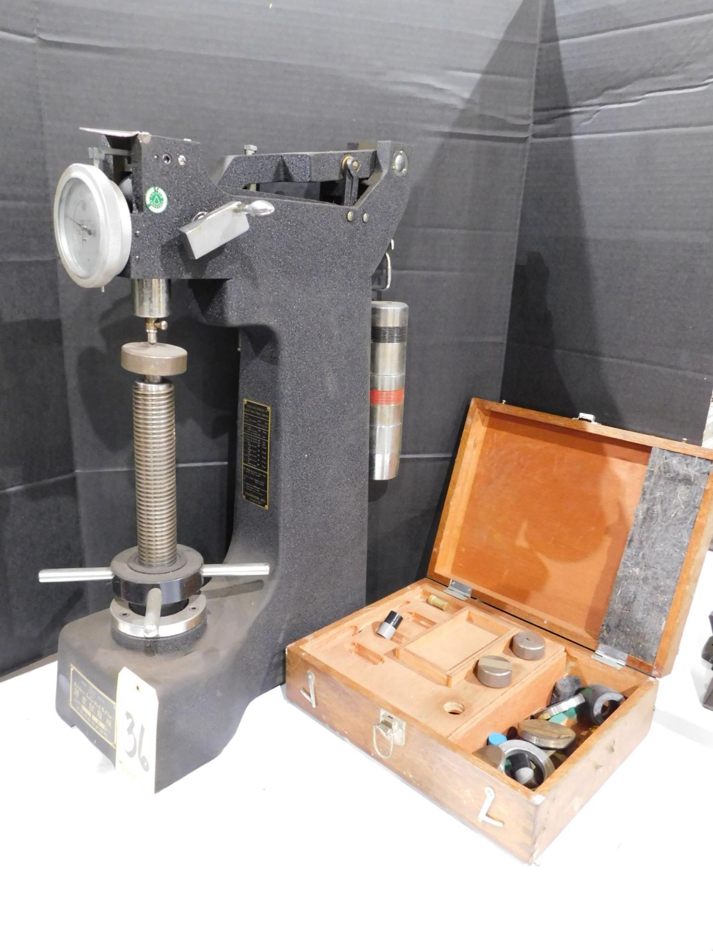 Togeshi Seiki Rockwell Hardness Tester