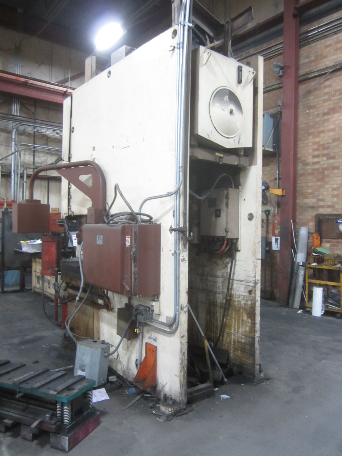 Cincinnati Model 175-OBS Hydraulic Punch Press, s/n 43896, 175 Ton, 10” Stroke, 12” Shut Height, 50” - Image 6 of 9