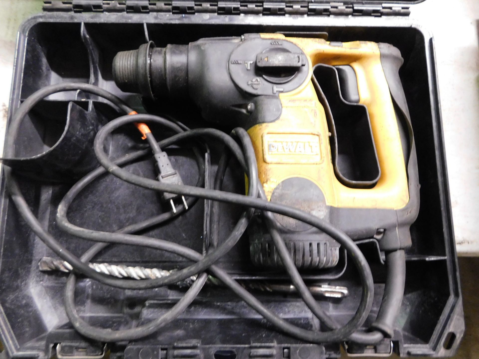 Dewalt D25303 Hammer Drill with Case