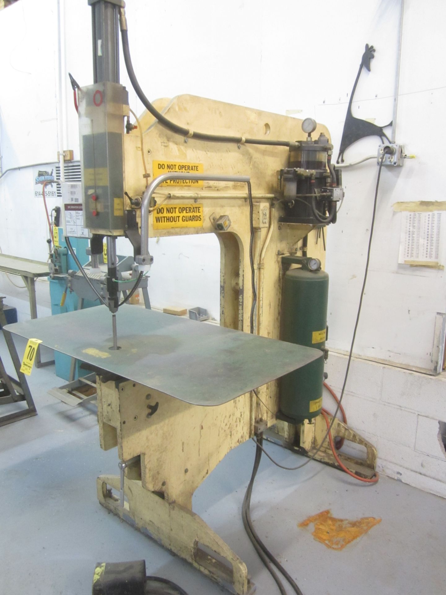 Norlock Letterlok 2000 Channel Letter Clinching Machine, s/n 94024-LL2000, 25” Throat, .090” - Image 2 of 8