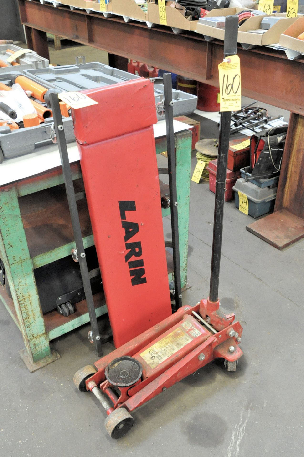 3-Ton Capacity Hydraulic Floor Jack with Larin Mechanics Creeper