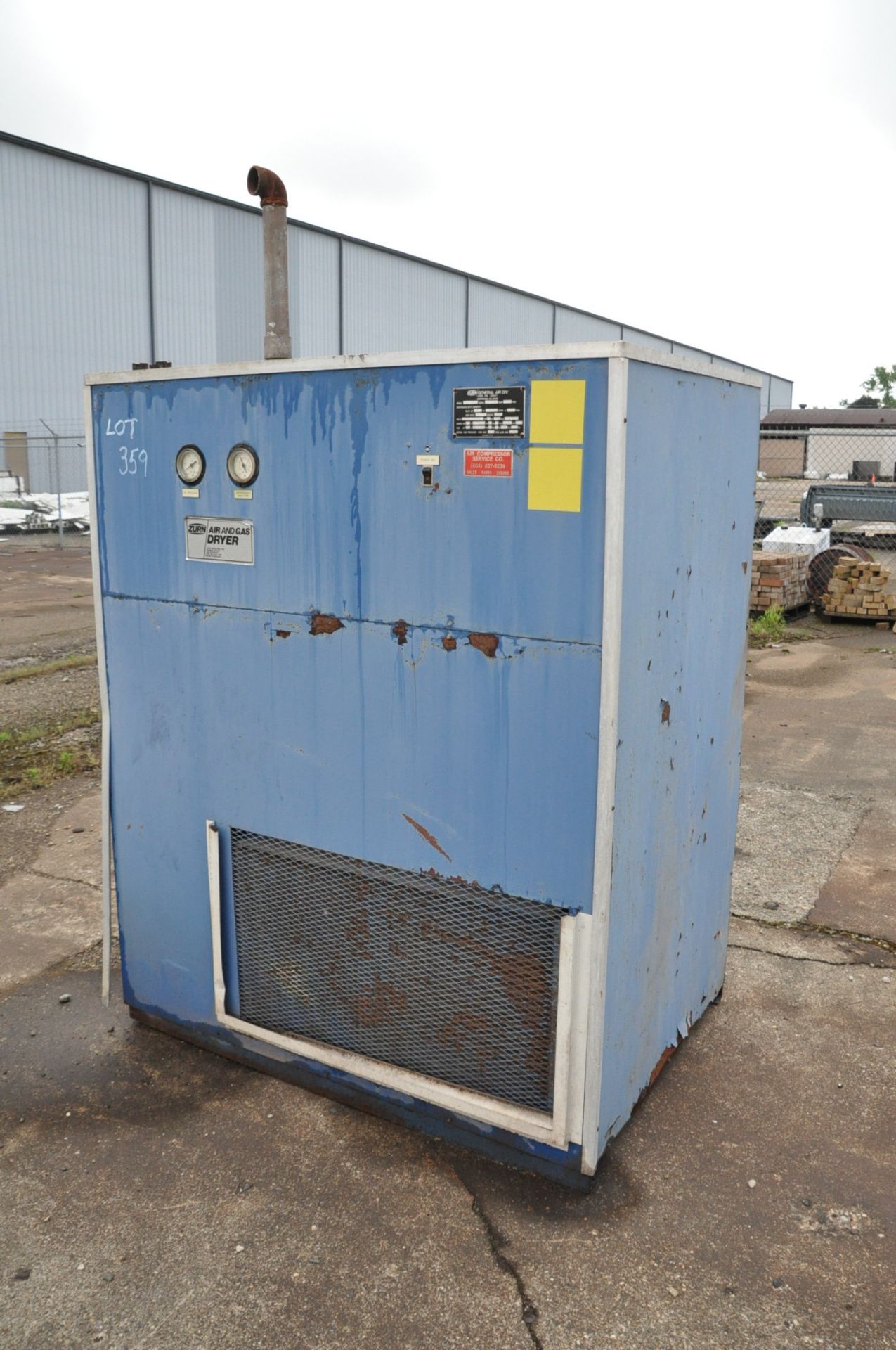 Zurn Model R75A, Compressed Air Dryer, S/n R16027 (1986), (Outside in Yard), Loading Fee $100.00