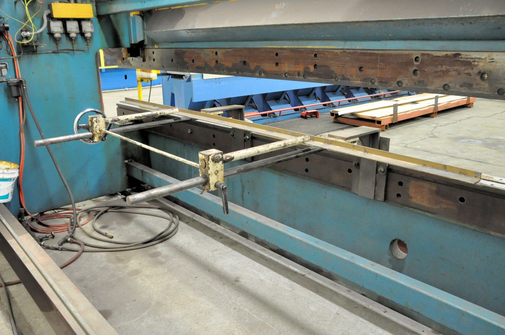 Verson Model 1B-512-120, 120-Tons x 16' Mechanical Power Press Brake, s/n 25219, 3" Stroke, 30 SPM - Image 9 of 11