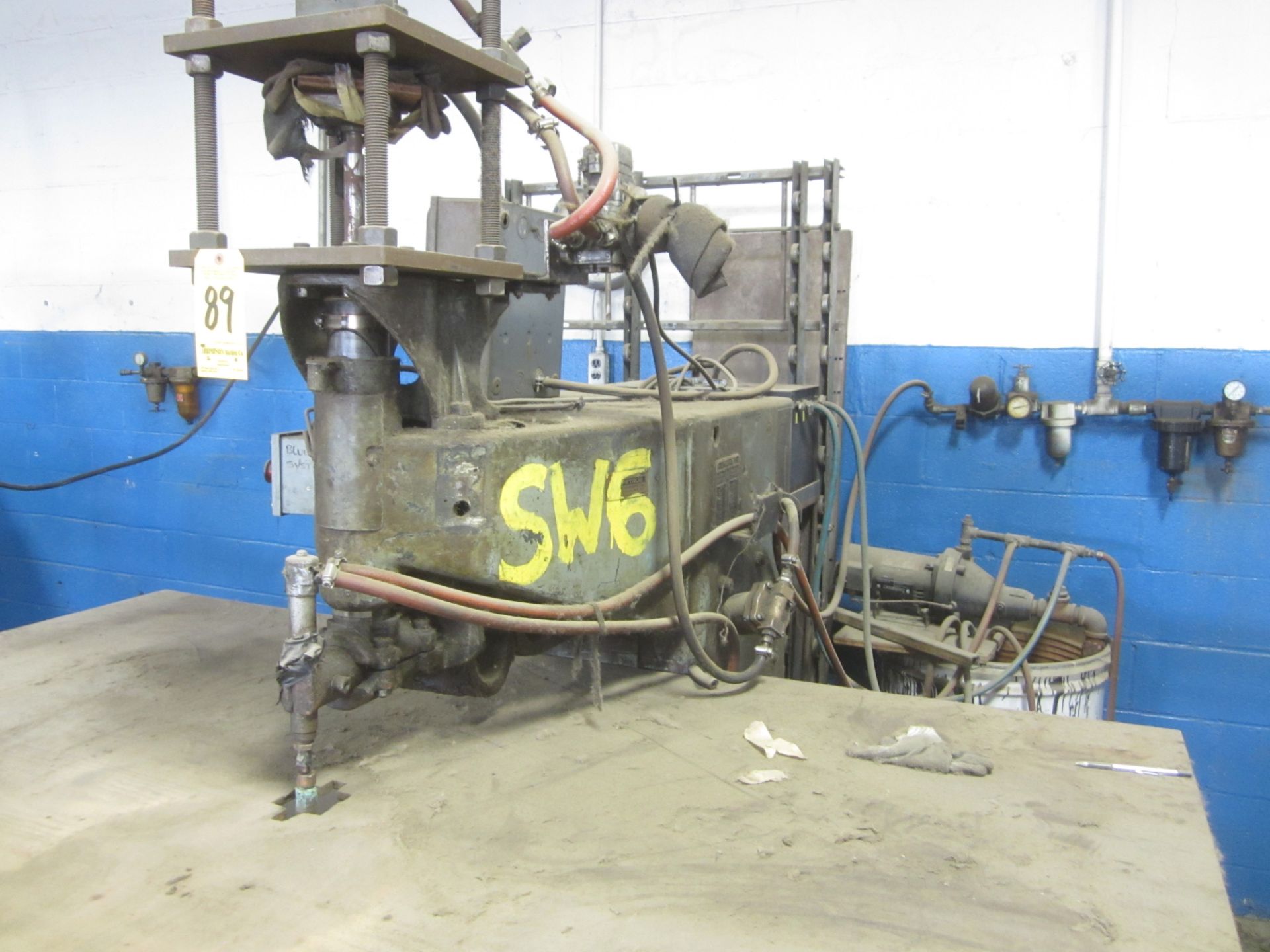 Taylor Windfield Model EN-24-30 Spot Welder SN 46431, 30 KVA, with Weldtronic WT100 Control - Image 2 of 5