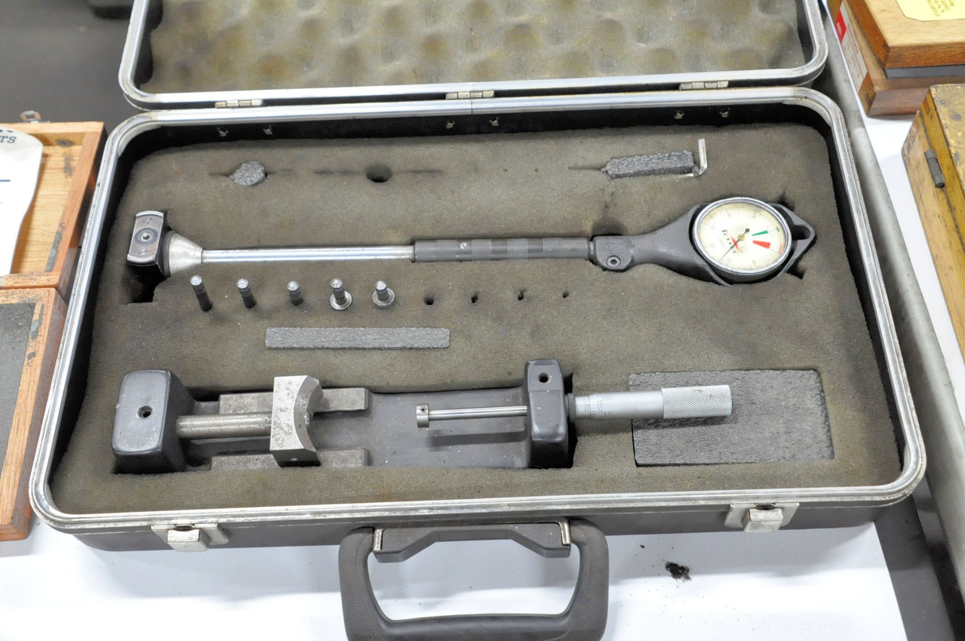 Sunnen Dial Bore Gauge with Case