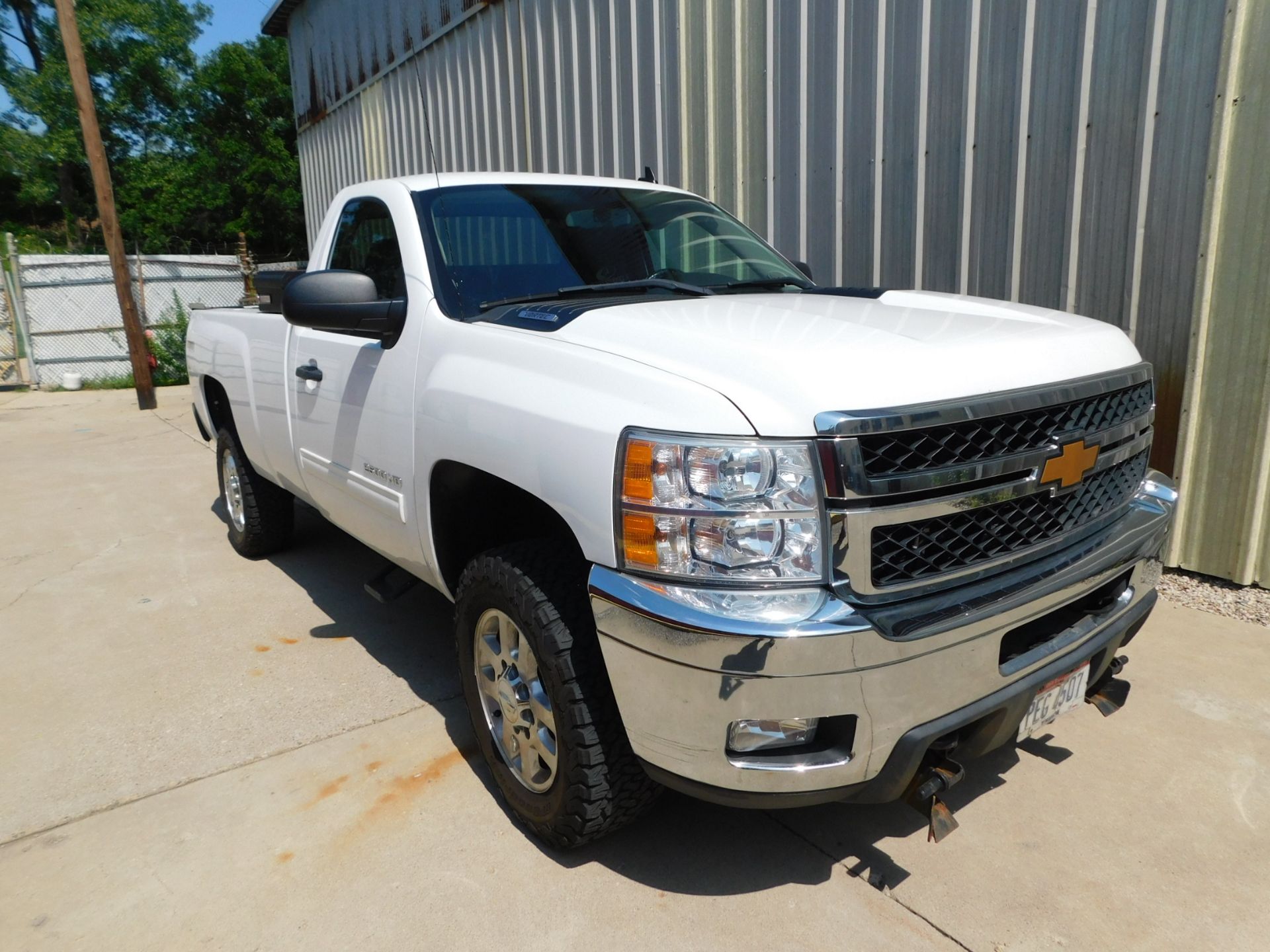 2014 Chevrolet Model 2500 HD Pick Up Truck, VIN 1GC0KXCG1EF150313, 4 X 4, 45,313 Miles, Gas, - Image 2 of 40