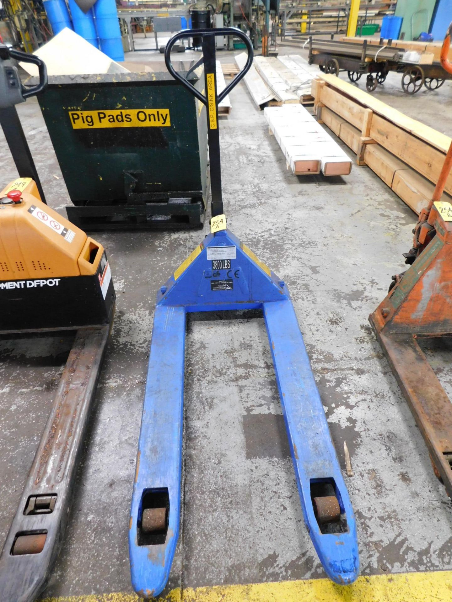 3,800 Lb. Capacity Pallet Jack