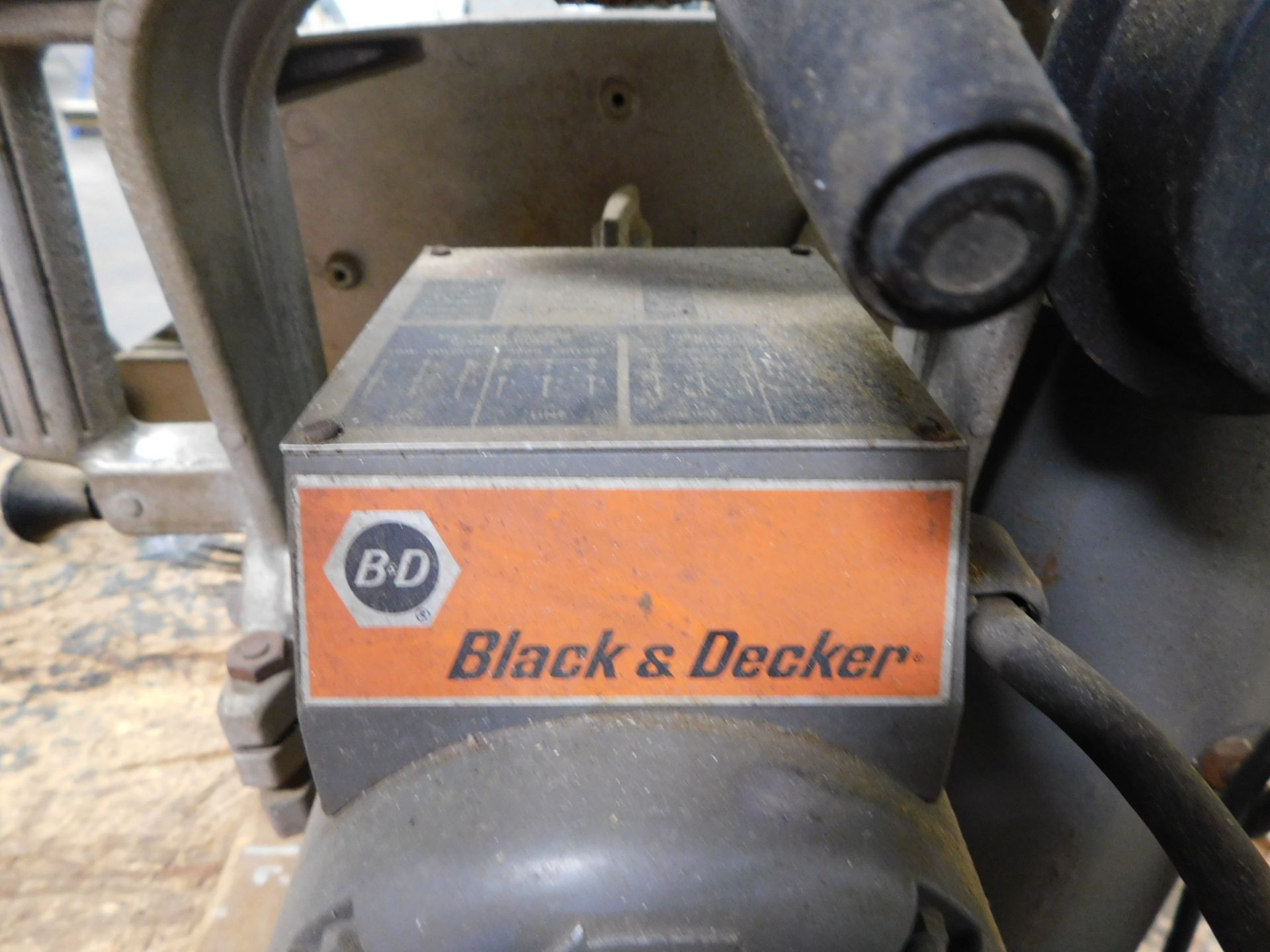 Dewalt/Black & Decker 12" Radial Arm Saw - Image 4 of 4