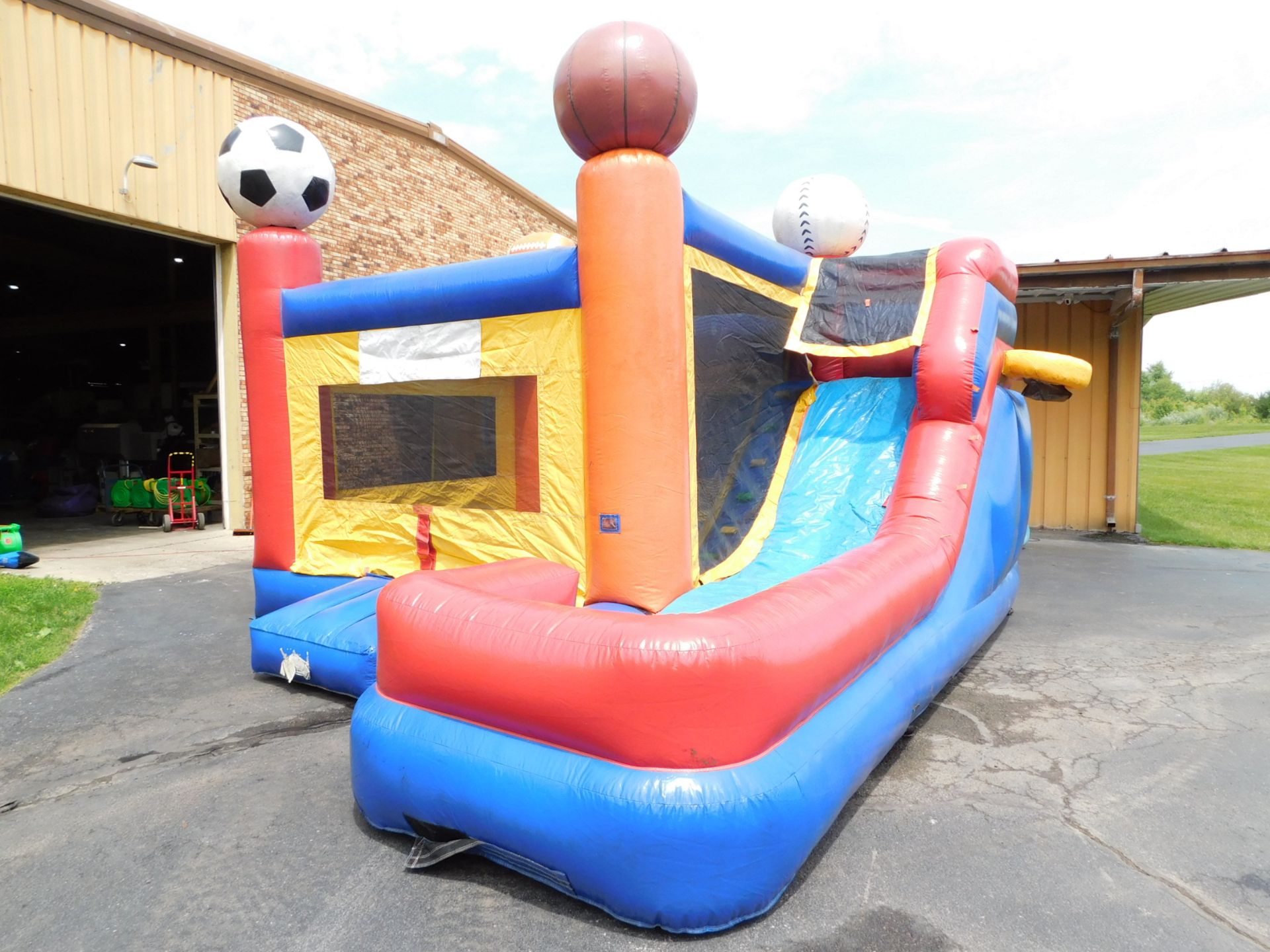 Sports Combo Bounce House w/Slide, 18'WX20'LX14'H, 2 blowers req.