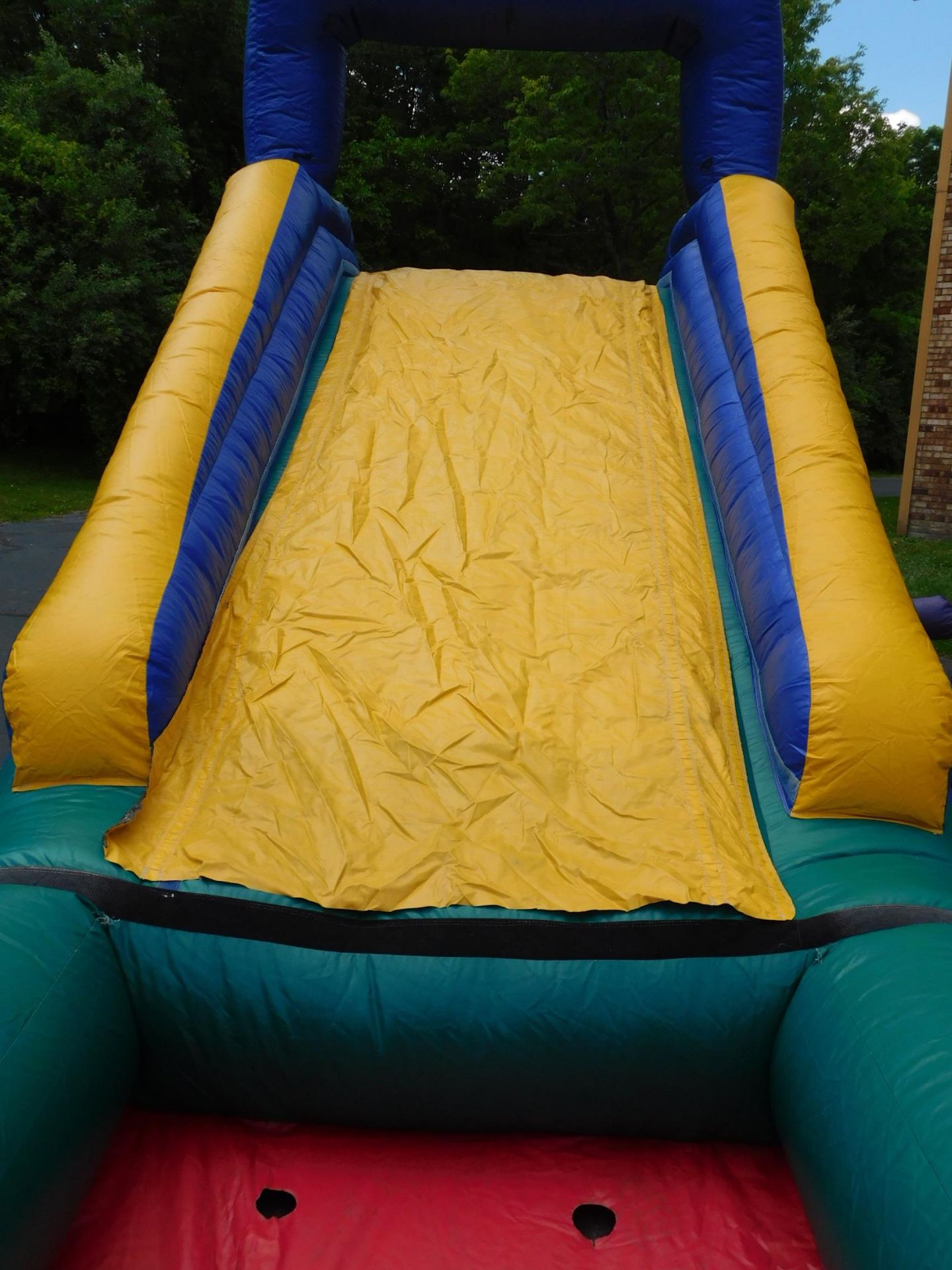 Inflatable Slide 12'Slide 1pc. 1 Blower req. 8'WX30'LX12'H # 99 - Image 6 of 6