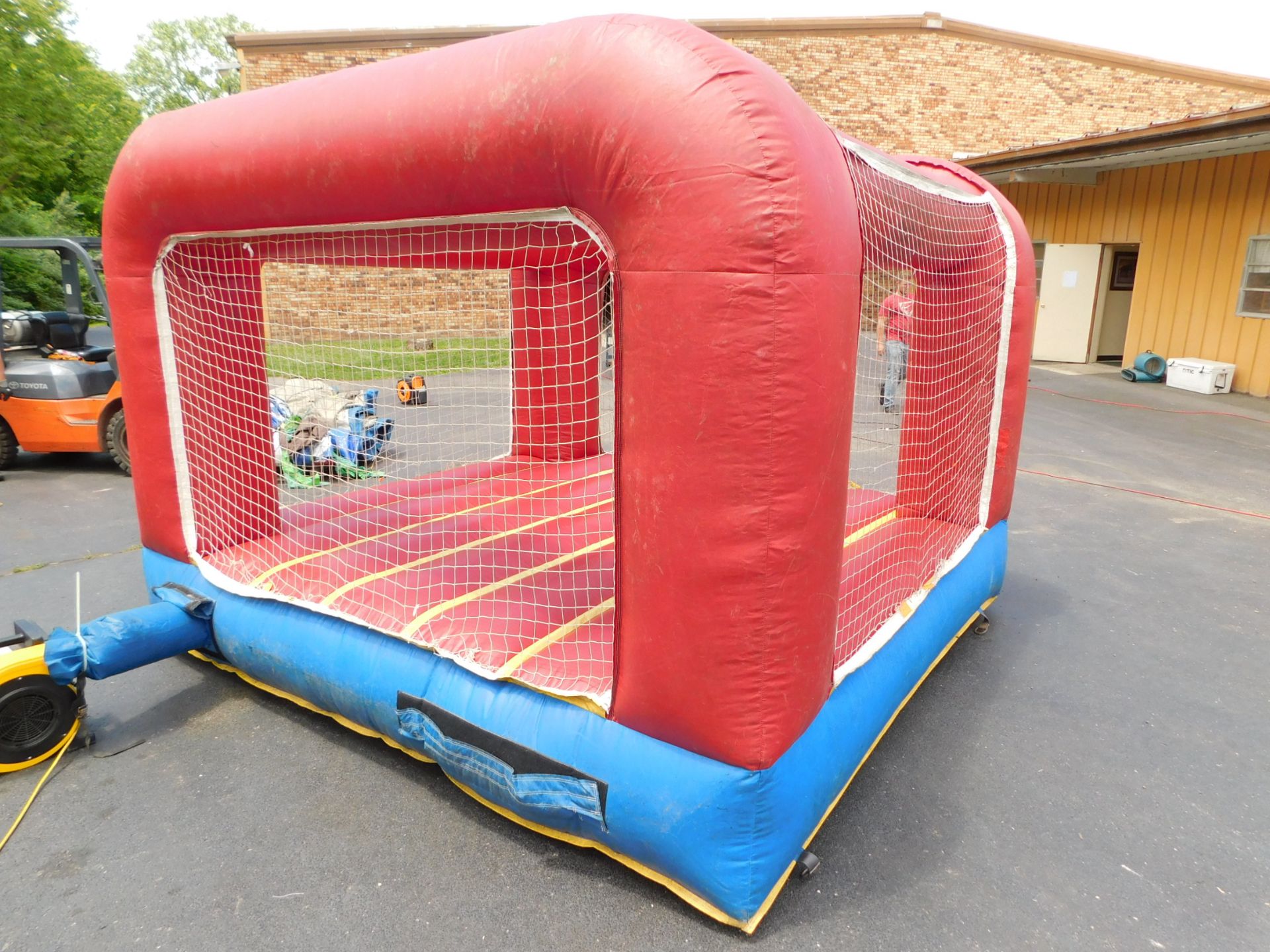 Inflatable Fun Service Bounce House, 1pc. 1 Blower required, Junior Jumper 11'WX11'LX9'H #104 - Image 4 of 12