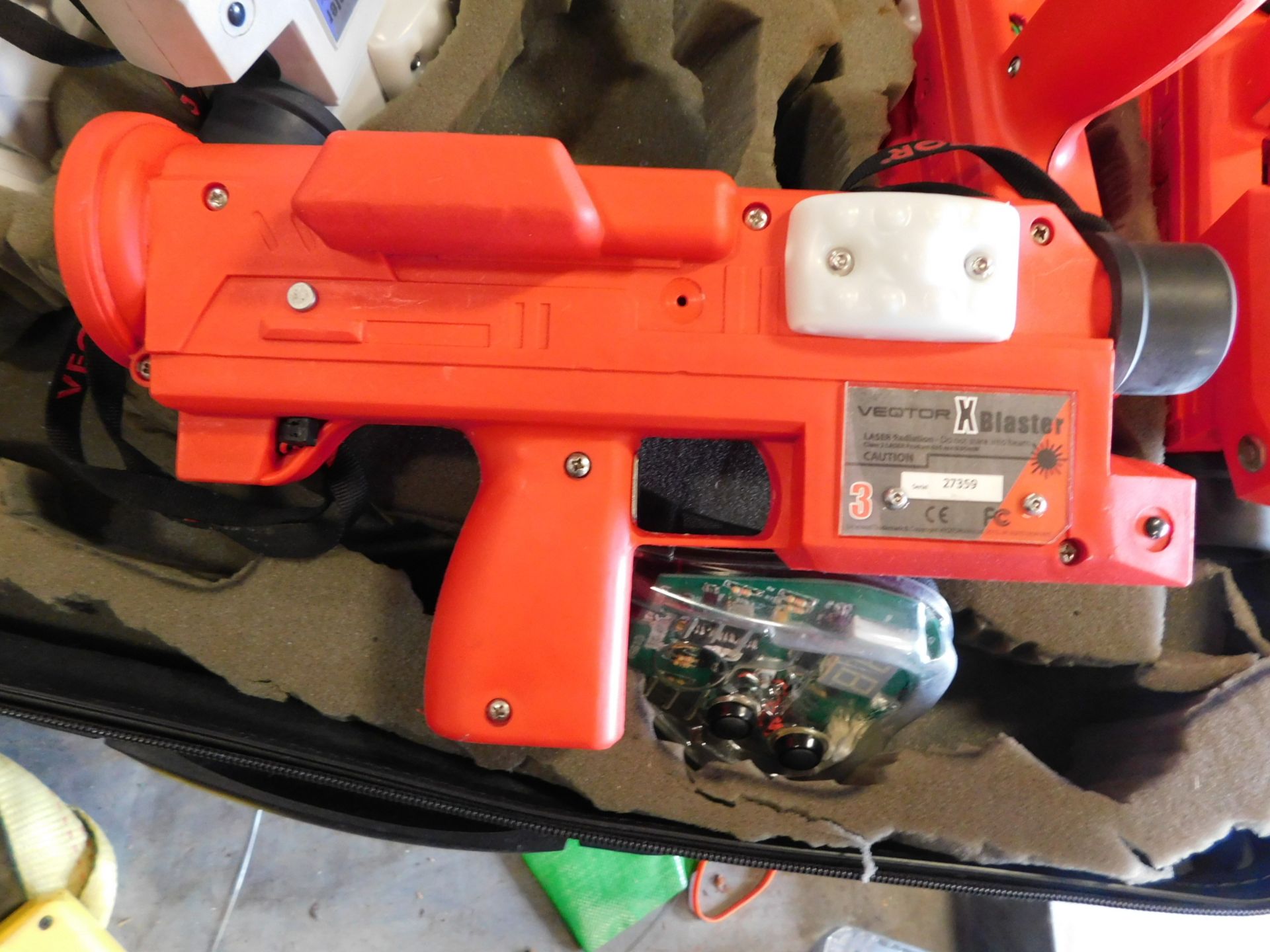 12 VEQTOR X Blaster Laser Tag Guns - Image 2 of 5