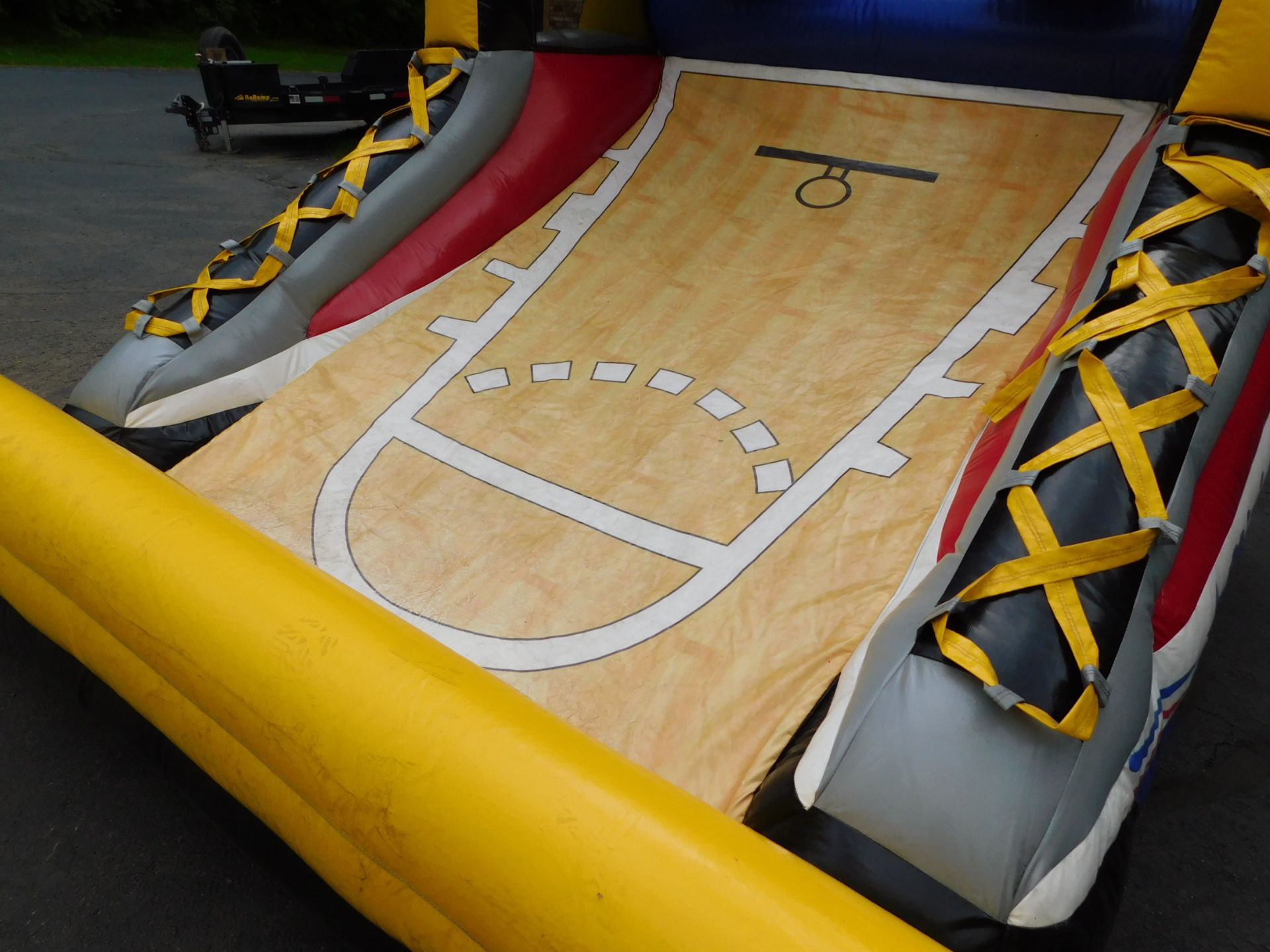 HBG Worldwide Mini All Stars Inflatable Basketball game, 9'WX10'LX8'H - Image 8 of 13