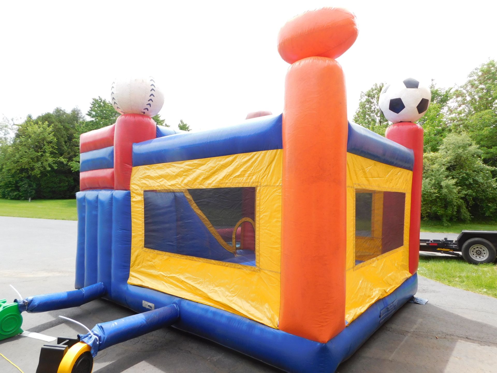 Sports Combo Bounce House w/Slide, 18'WX20'LX14'H, 2 blowers req. - Image 4 of 19