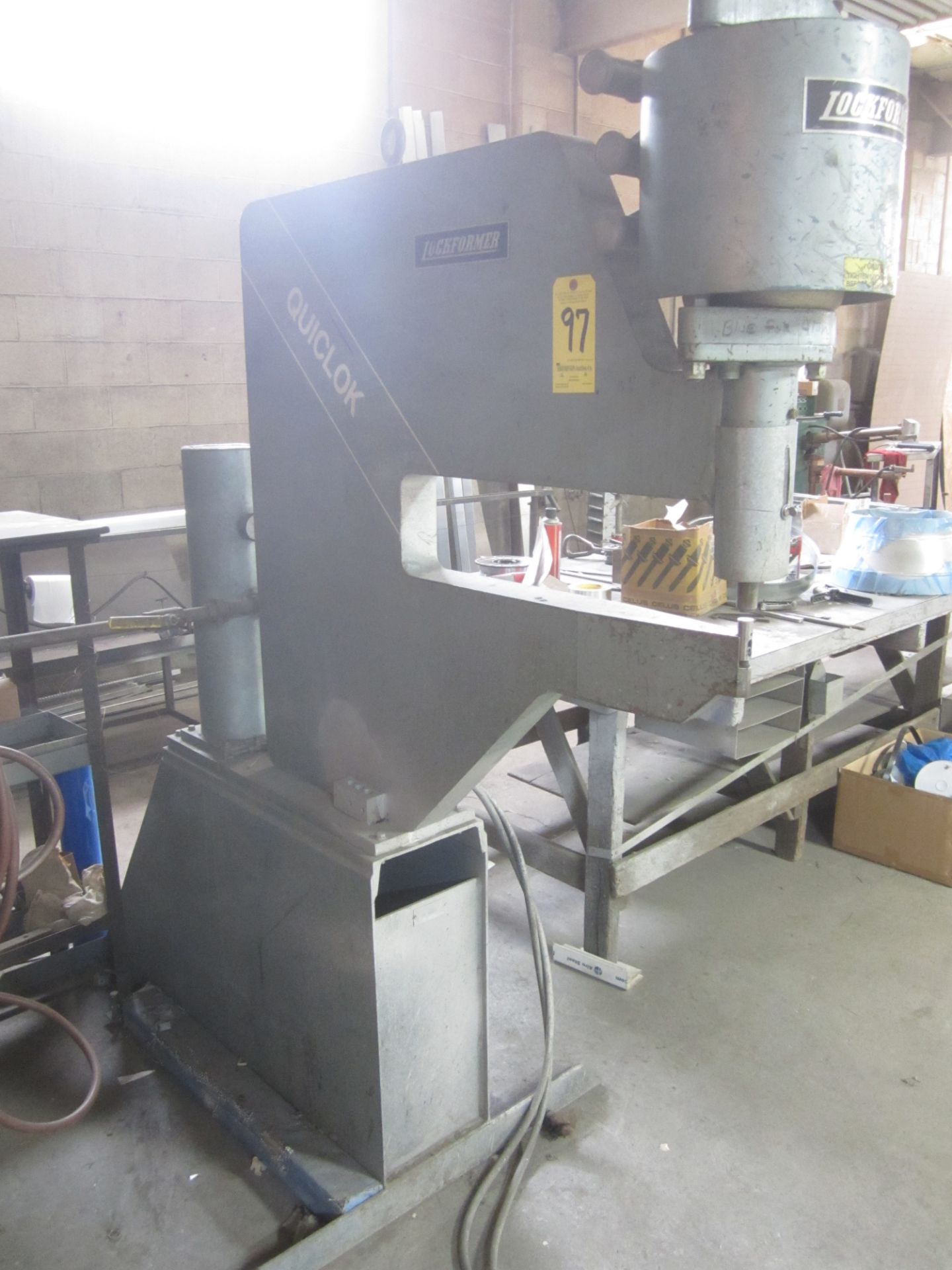 Lockformer Quick-Lok Metal Clinching Machine, s/n QL-24-262, Loading Fee $100 - Image 3 of 6